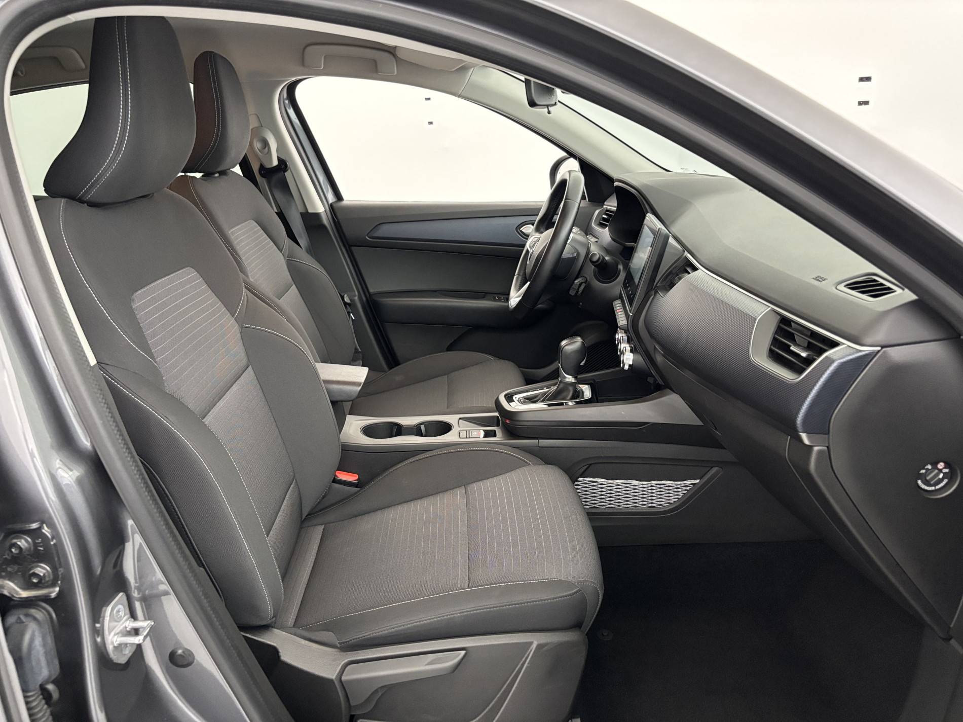 Vente en ligne Renault Arkana  E-Tech hybride 145 - 22 au prix de 18 490 €