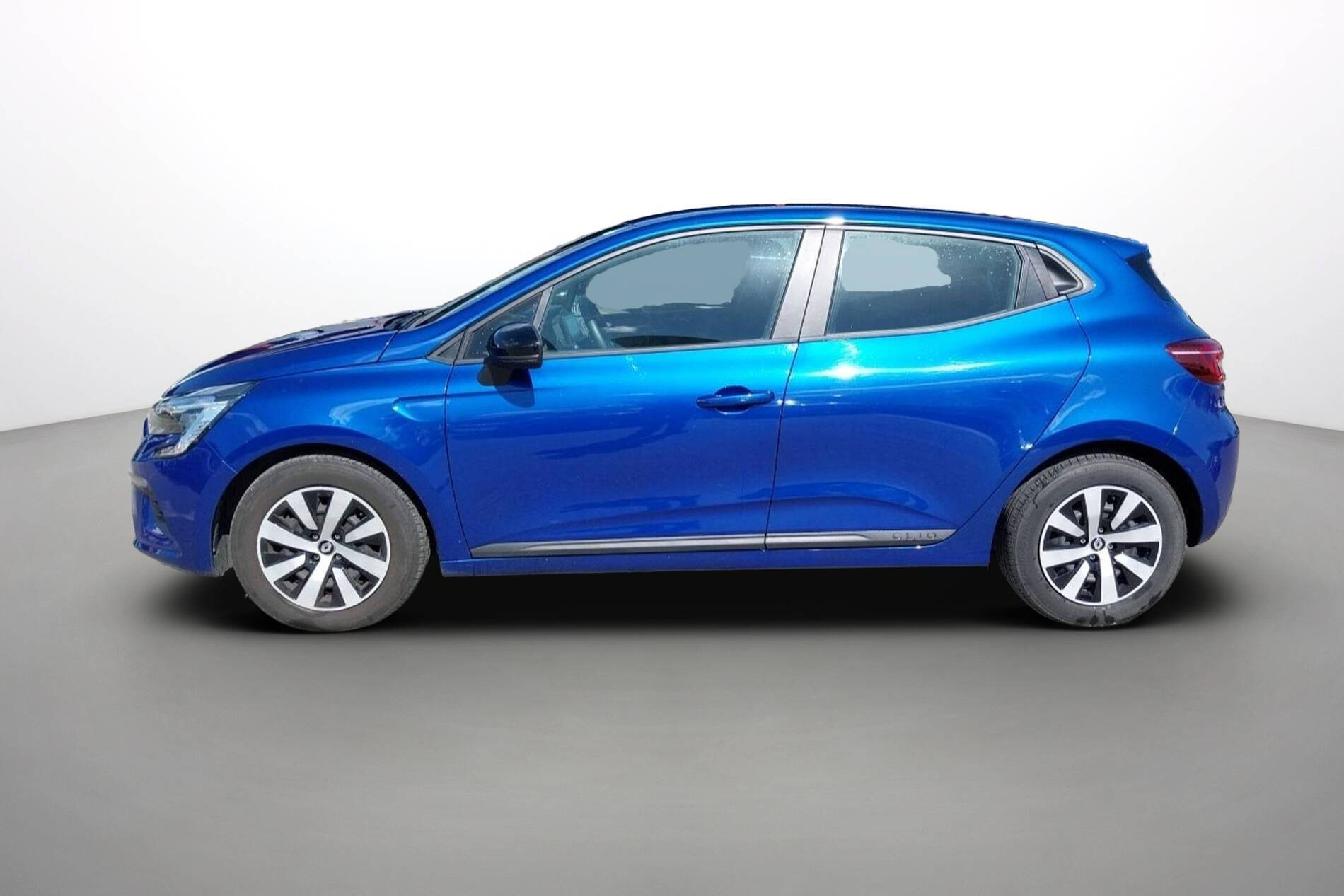 Vente en ligne Renault Clio 5 Clio TCe 90 au prix de 13 690 €