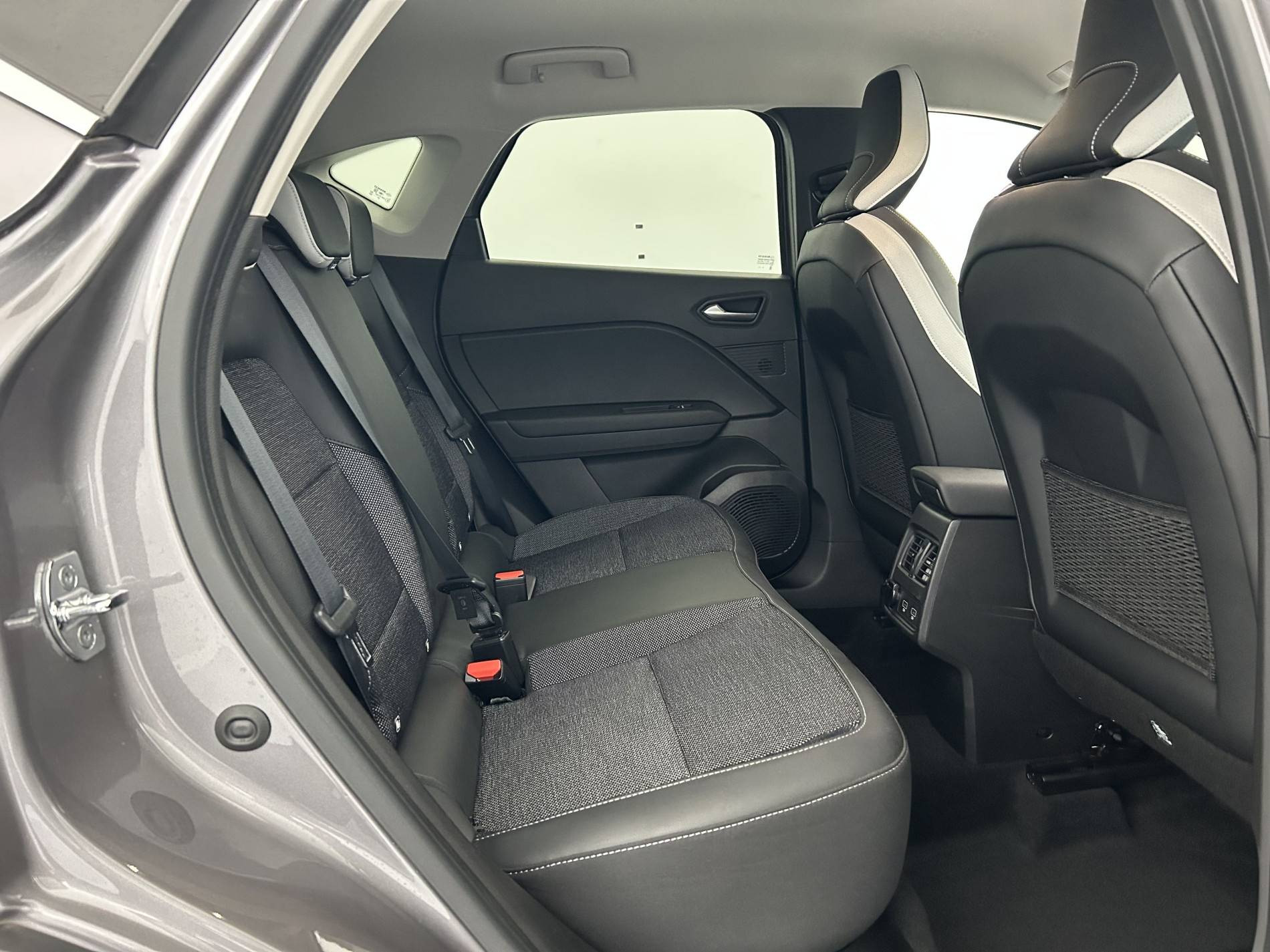 Vente en ligne Renault Captur  E-Tech Plug-in 160 au prix de 17 490 €