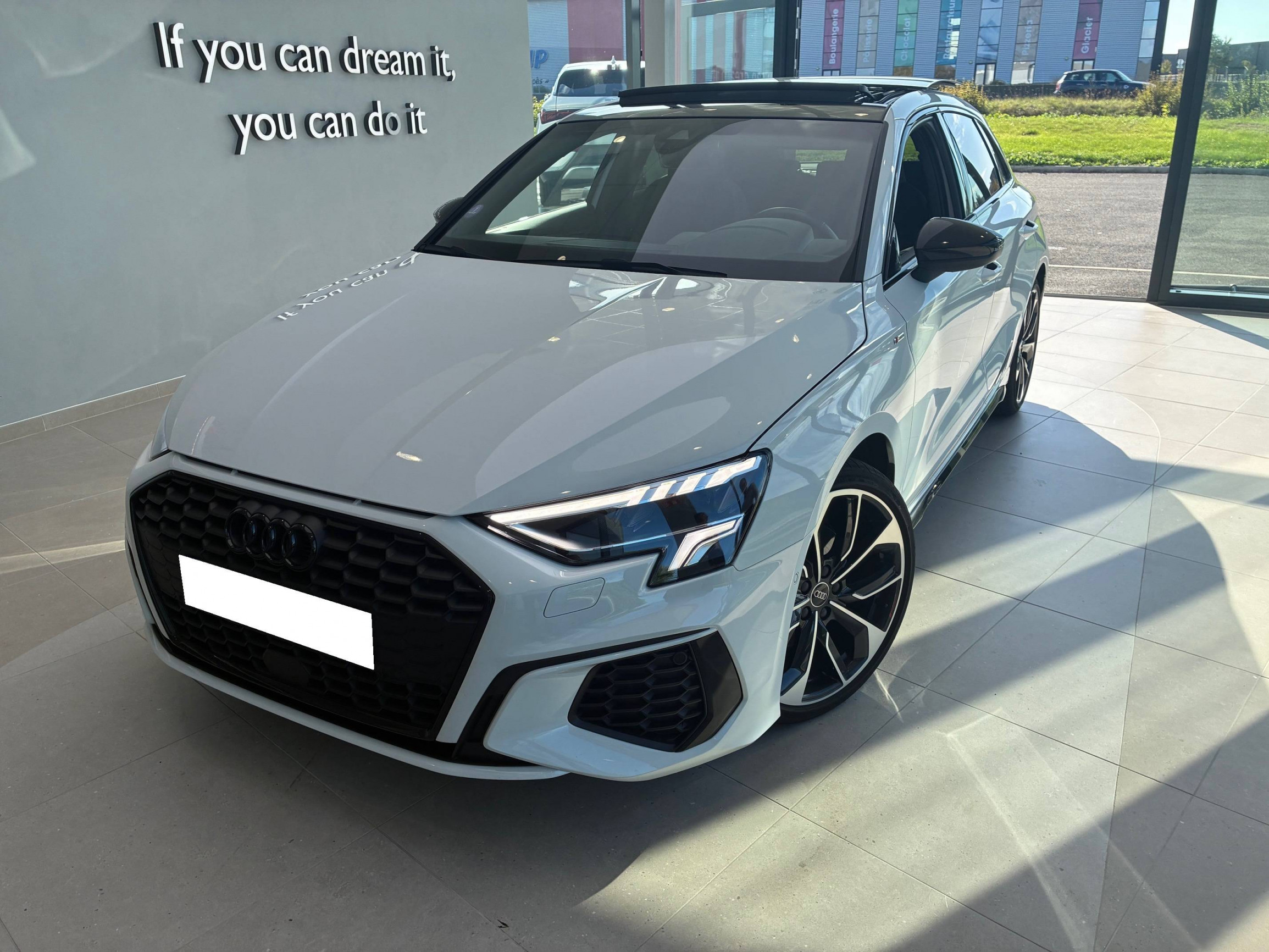 Vente en ligne Audi A3  35 TFSI Mild Hybrid 150 S tronic 7 au prix de 29 990 €
