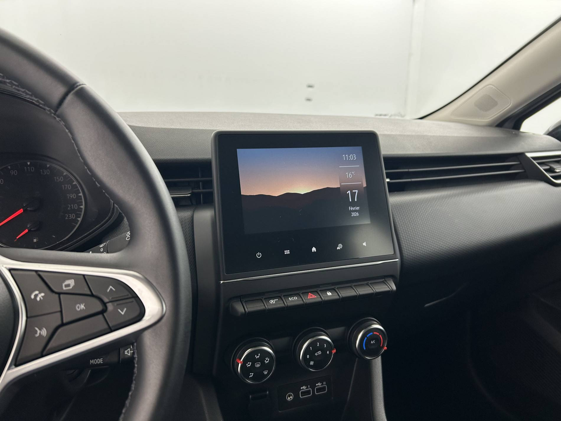 Vente en ligne Renault Clio 5 Clio TCe 90 au prix de 14 490 €