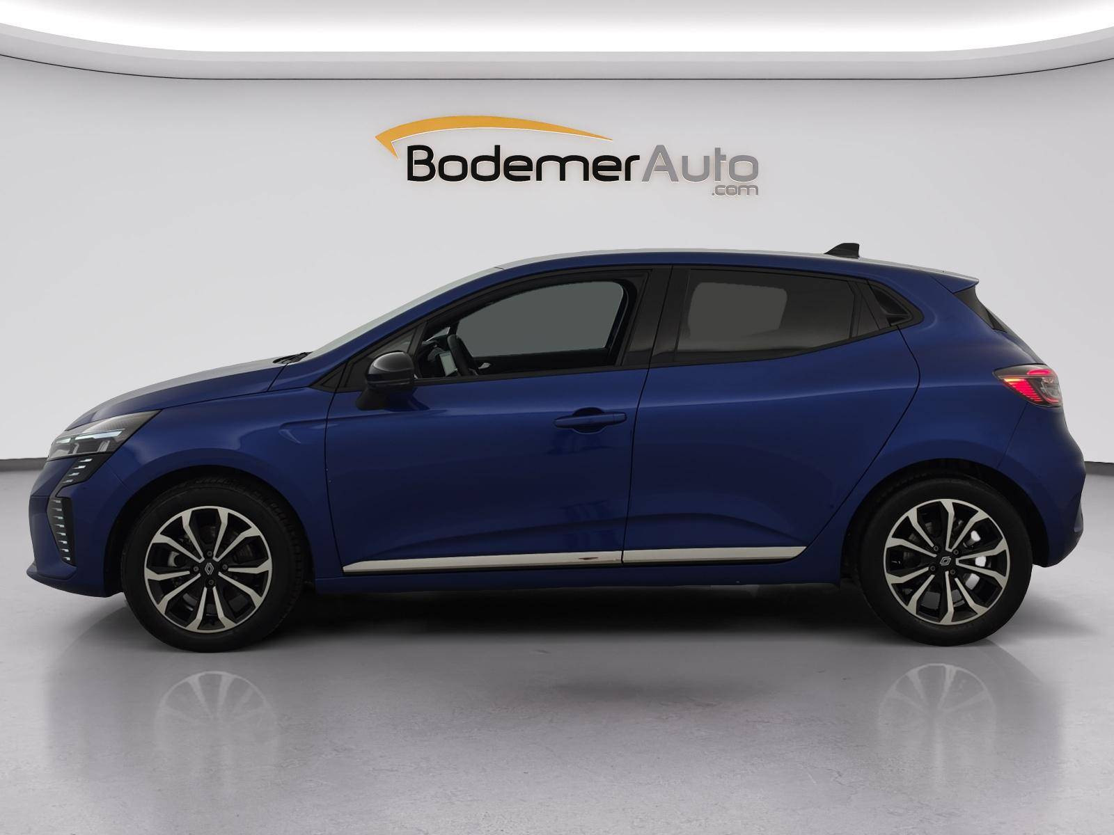 Vente en ligne Renault Clio 5 Clio E-Tech full hybrid 145 ch GSR2 au prix de 19 490 €
