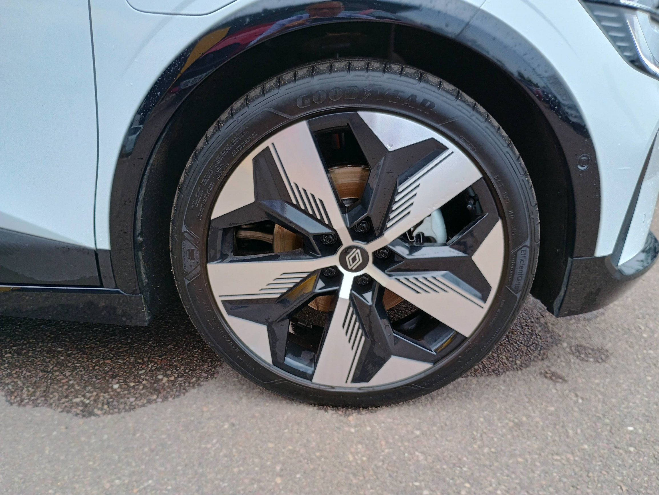 Vente en ligne Renault Megane E-Tech  EV60 220 ch super charge au prix de 25 991 €