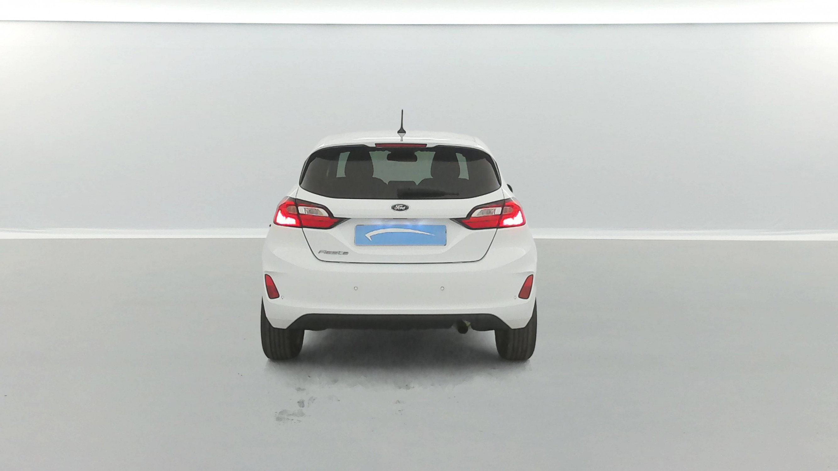 Vente en ligne Ford Fiesta  1.0 Flexifuel 95 ch S&S BVM6 au prix de 17 490 €