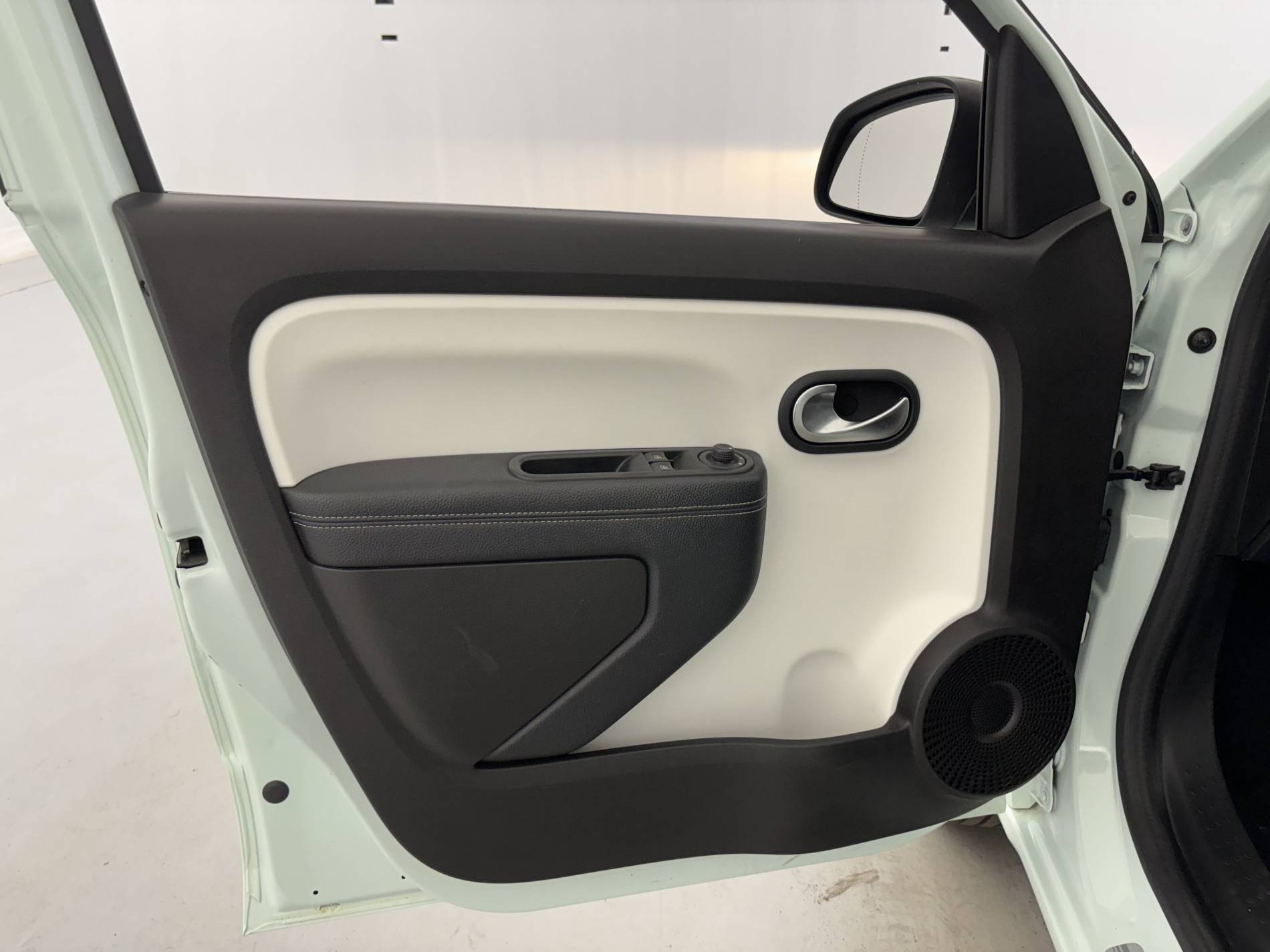 Vente en ligne Renault Twingo Electrique Twingo III Achat Intégral au prix de 10 990 €