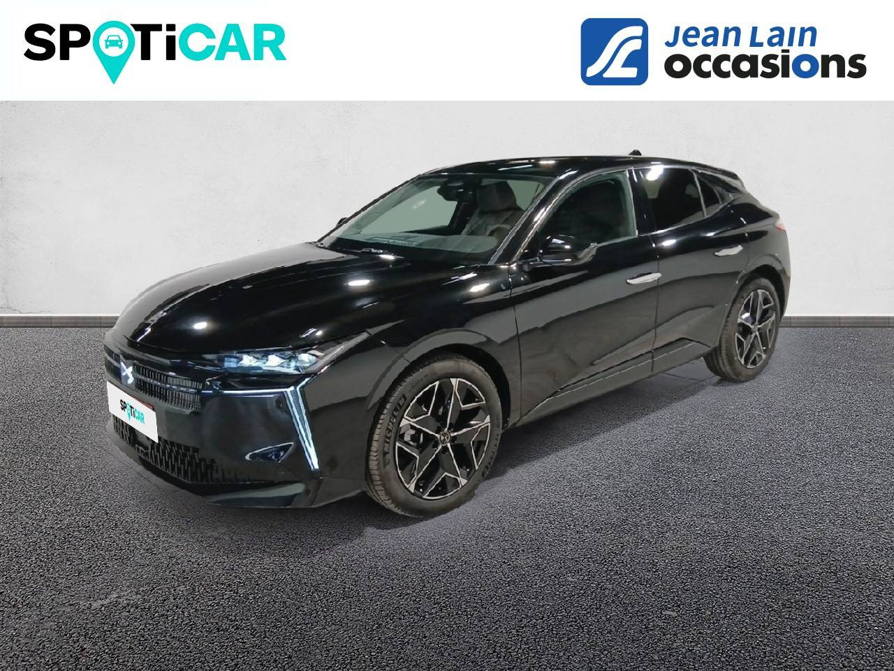 Vente en ligne DS N°4 N°4 Hybride 145 e-DCT6 Etoile - Cuir Nappa de 2025 au prix de 38 974 €