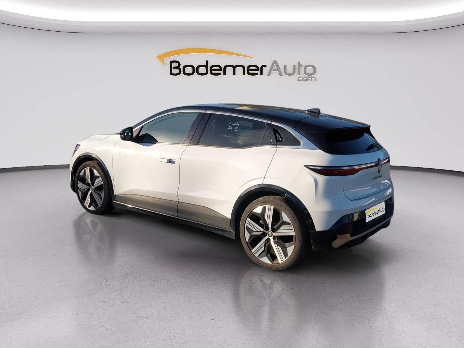 Vente en ligne Renault Megane E-Tech  EV60 220 ch super charge au prix de 26 490 €