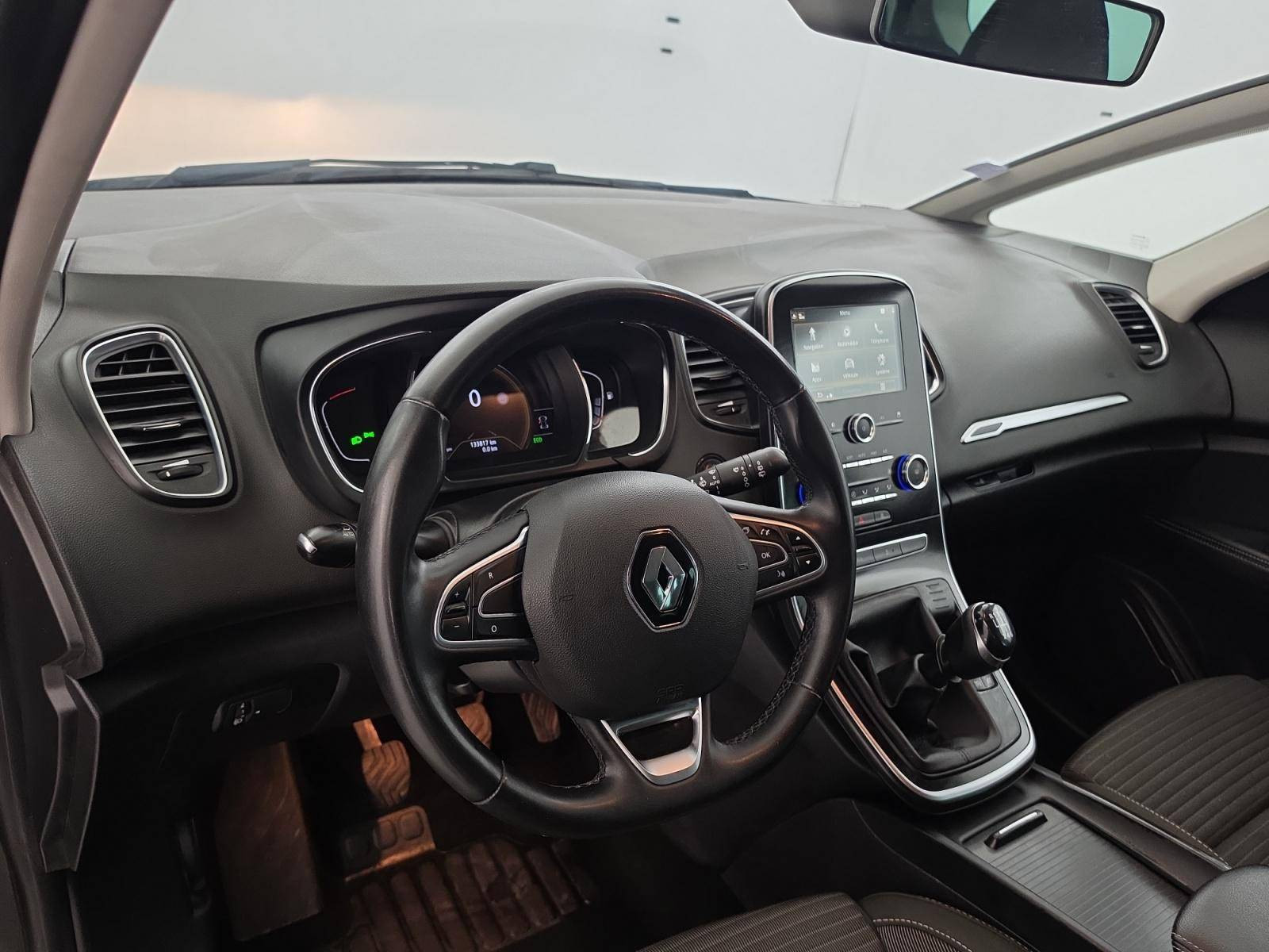 Vente en ligne Renault Grand Scenic 4 Grand Scenic Blue dCi 120 au prix de 13 999 €