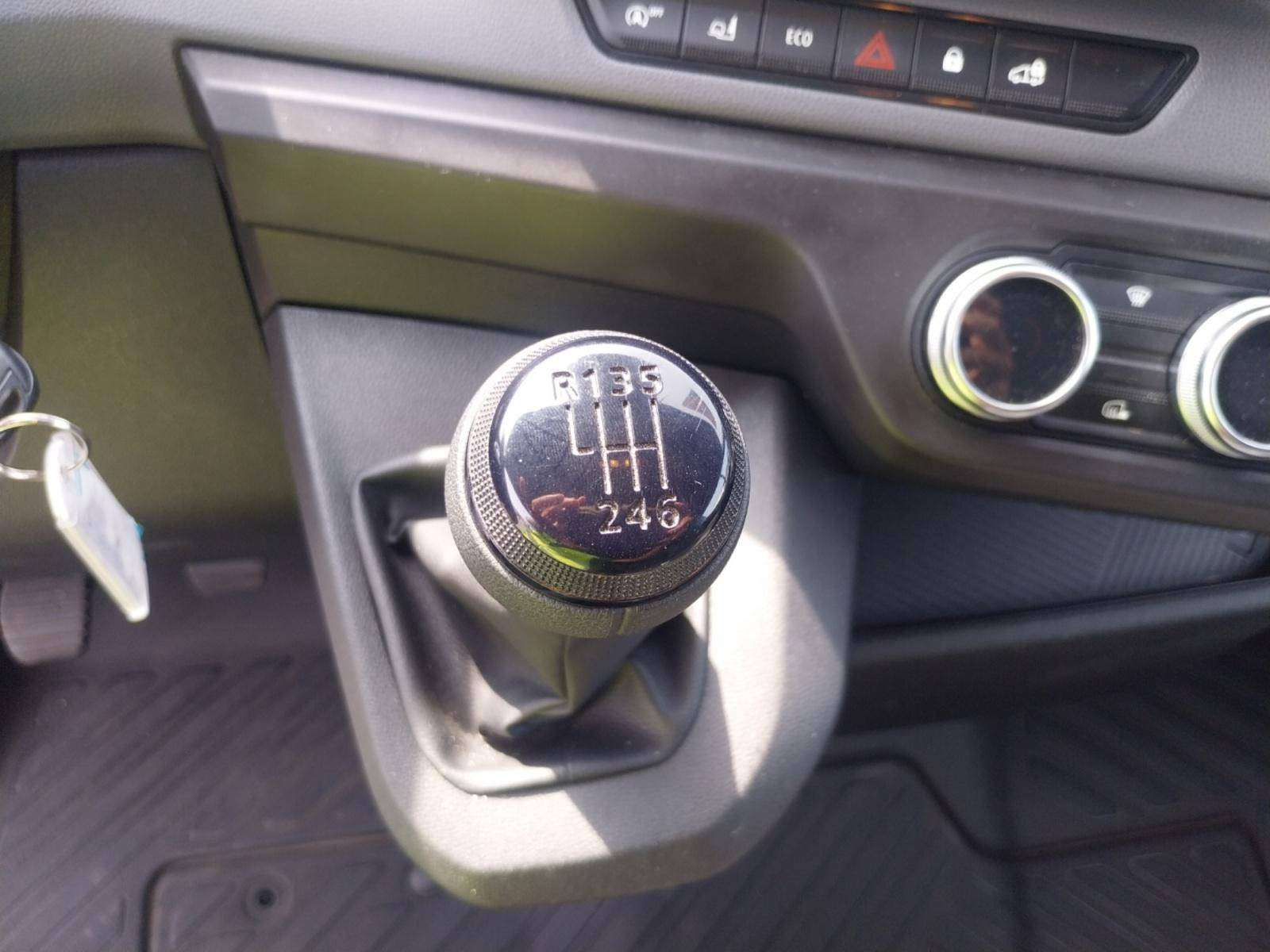 Vente en ligne Renault Master Fourgon MASTER FG BLUE DCI 130 L2H2 3T5 TR au prix de 32 990 €