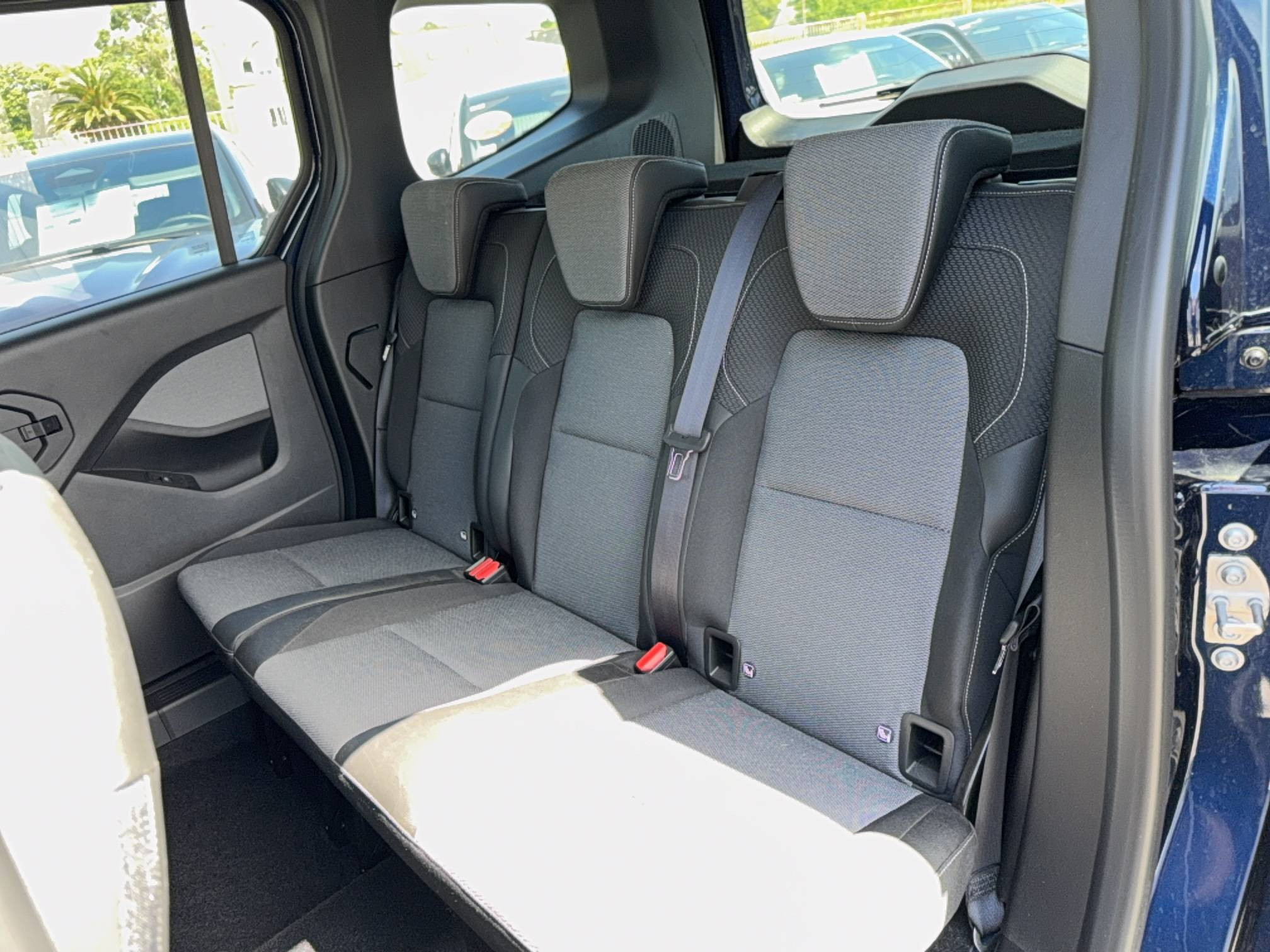 Vente en ligne Renault Kangoo  Blue dCi 95 au prix de 25 490 €