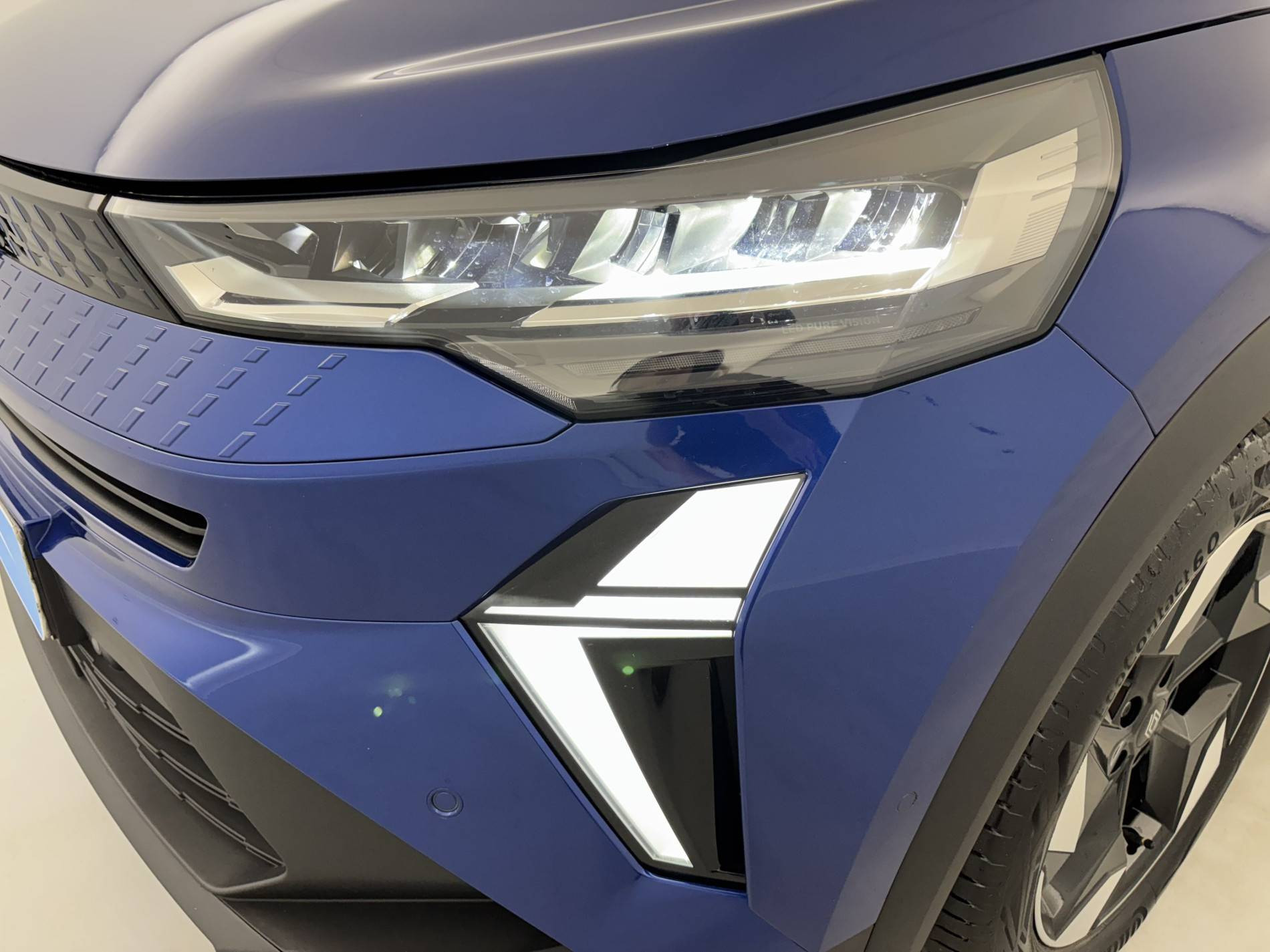 Vente en ligne Renault Captur  E-Tech full hybrid 160 ch au prix de 30 499 €