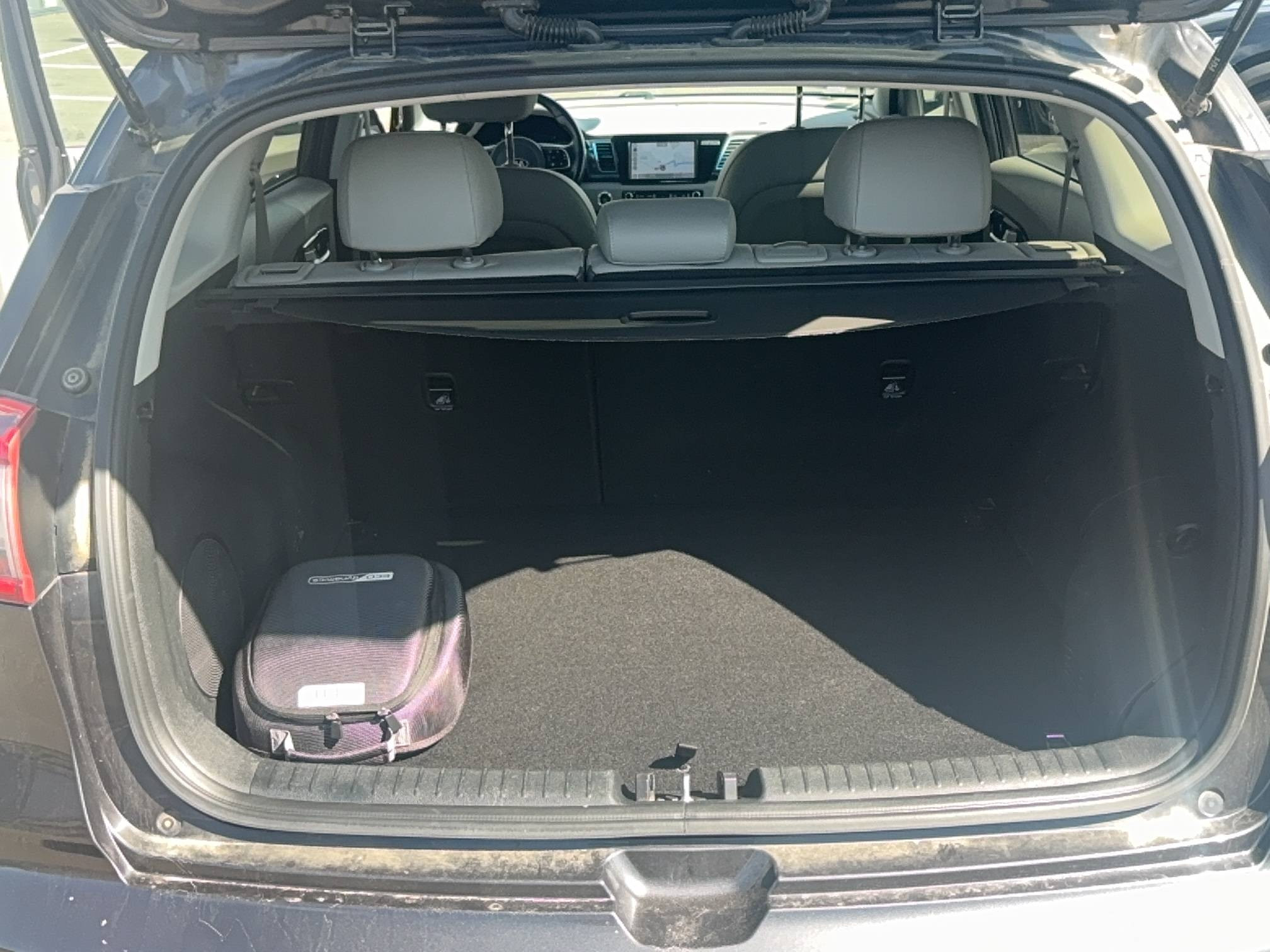 Vente en ligne Kia Niro  1.6 GDi Hybride Rechargeable 141 ch DCT6 au prix de 13 990 €
