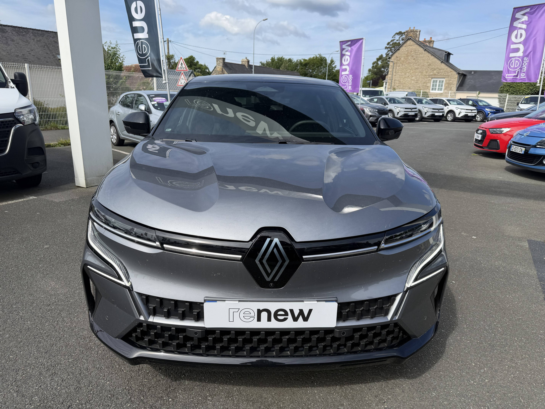 Vente en ligne Renault Megane E-Tech  220 ch autonomie confort GSR2 au prix de 40 990 €