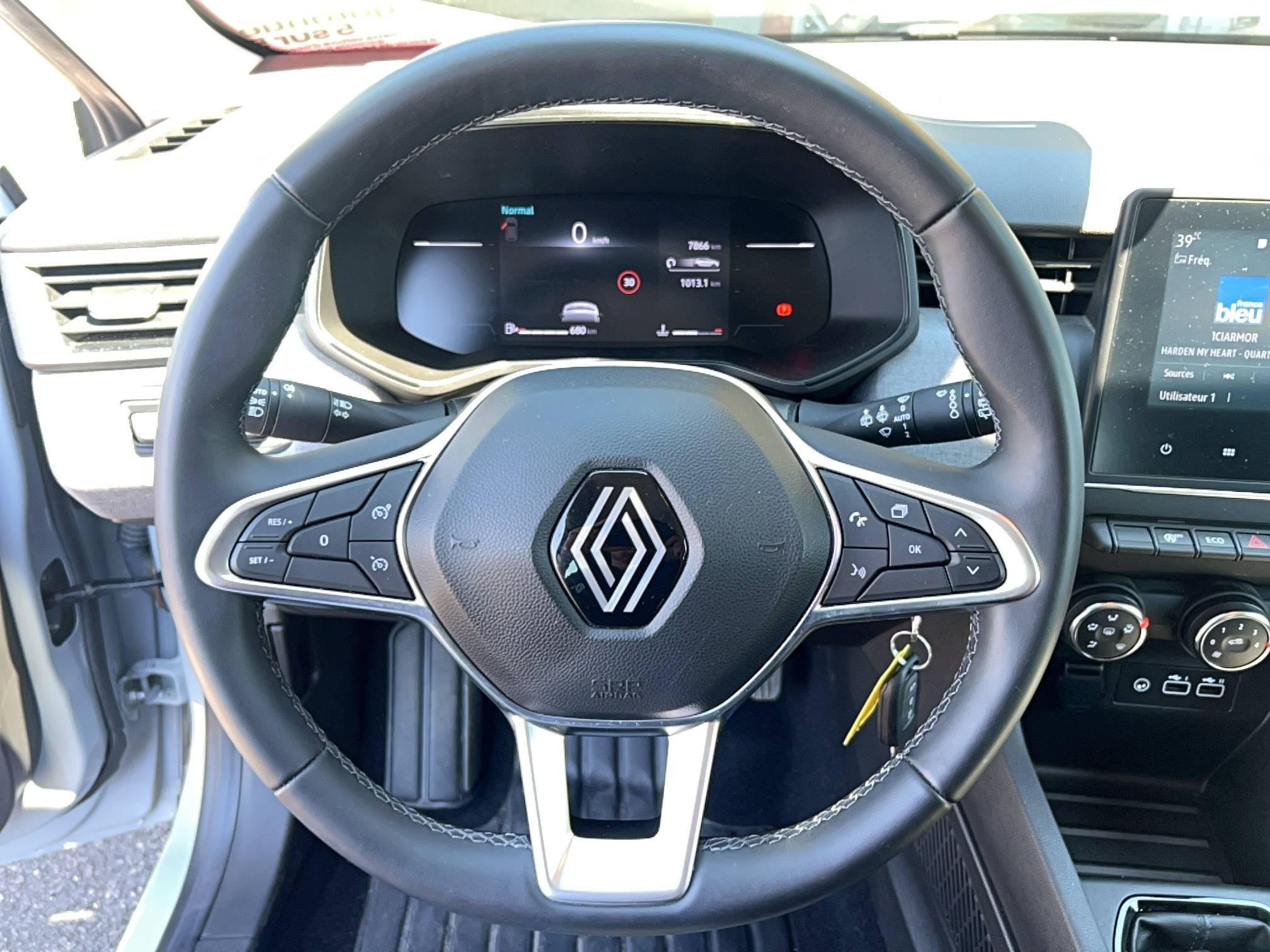 Vente en ligne Renault Clio 5 Clio TCe 90 au prix de 15 990 €