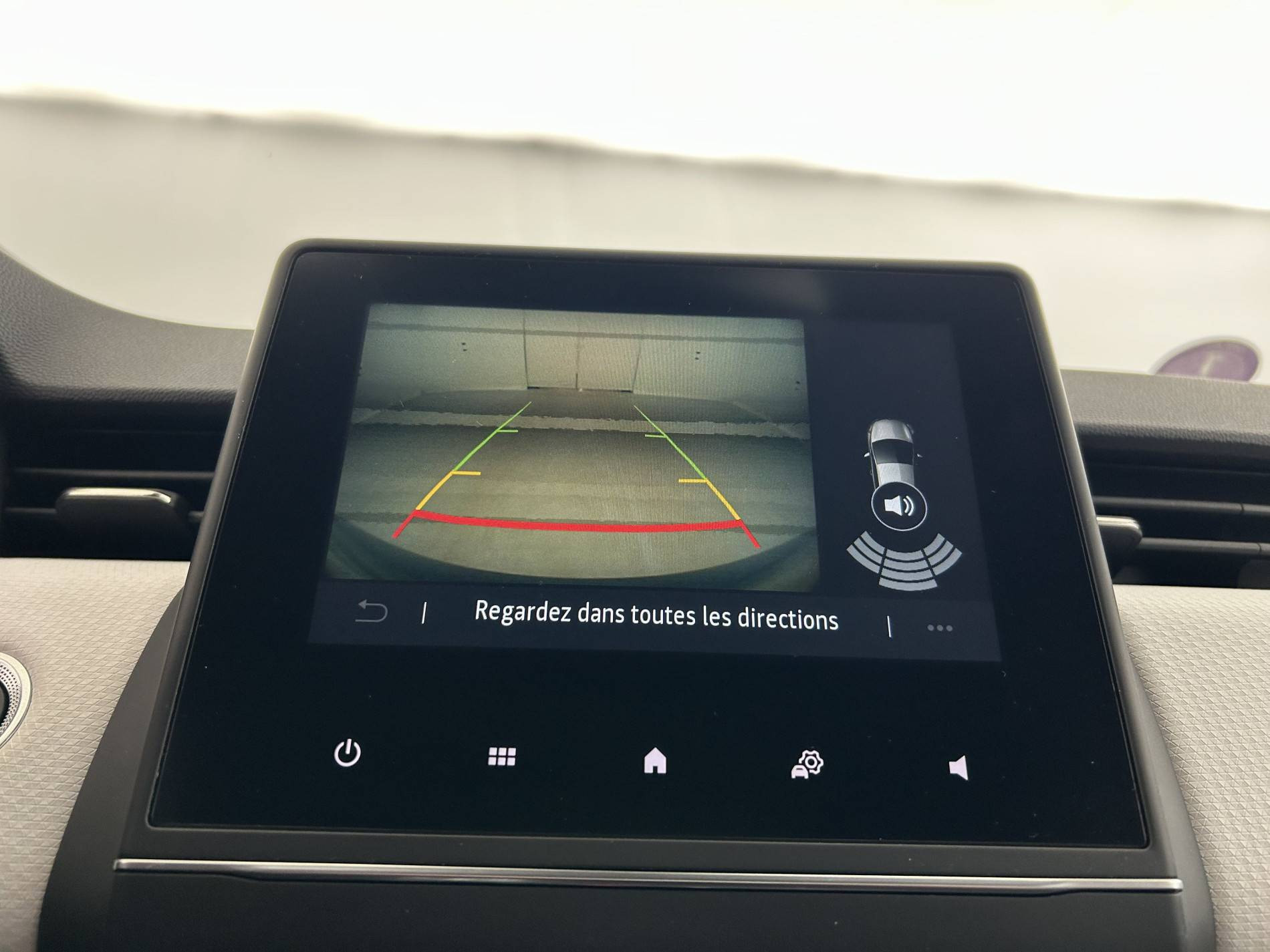 Vente en ligne Renault Clio 5 Clio TCe 90 au prix de 15 890 €