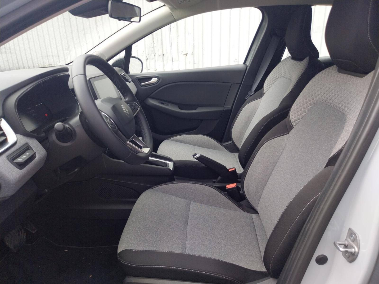 Vente en ligne Renault Clio 5 Clio E-Tech full hybrid 145 ch GSR2 au prix de 19 190 €