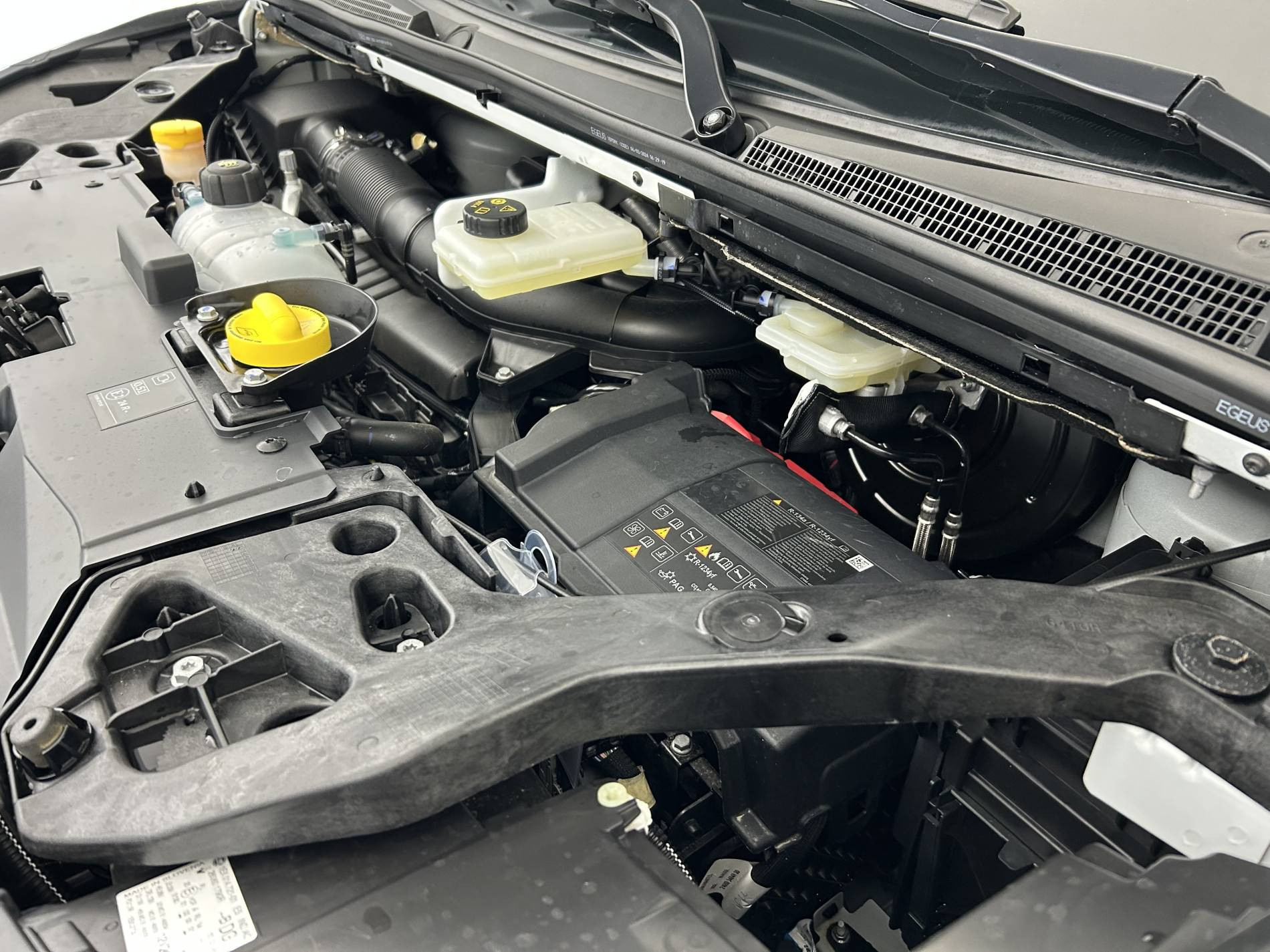 Vente en ligne Renault Trafic 3 Fourgon TRAFIC FG BLUE DCI 130 L1H1 3T GSR2 au prix de 24 990 €