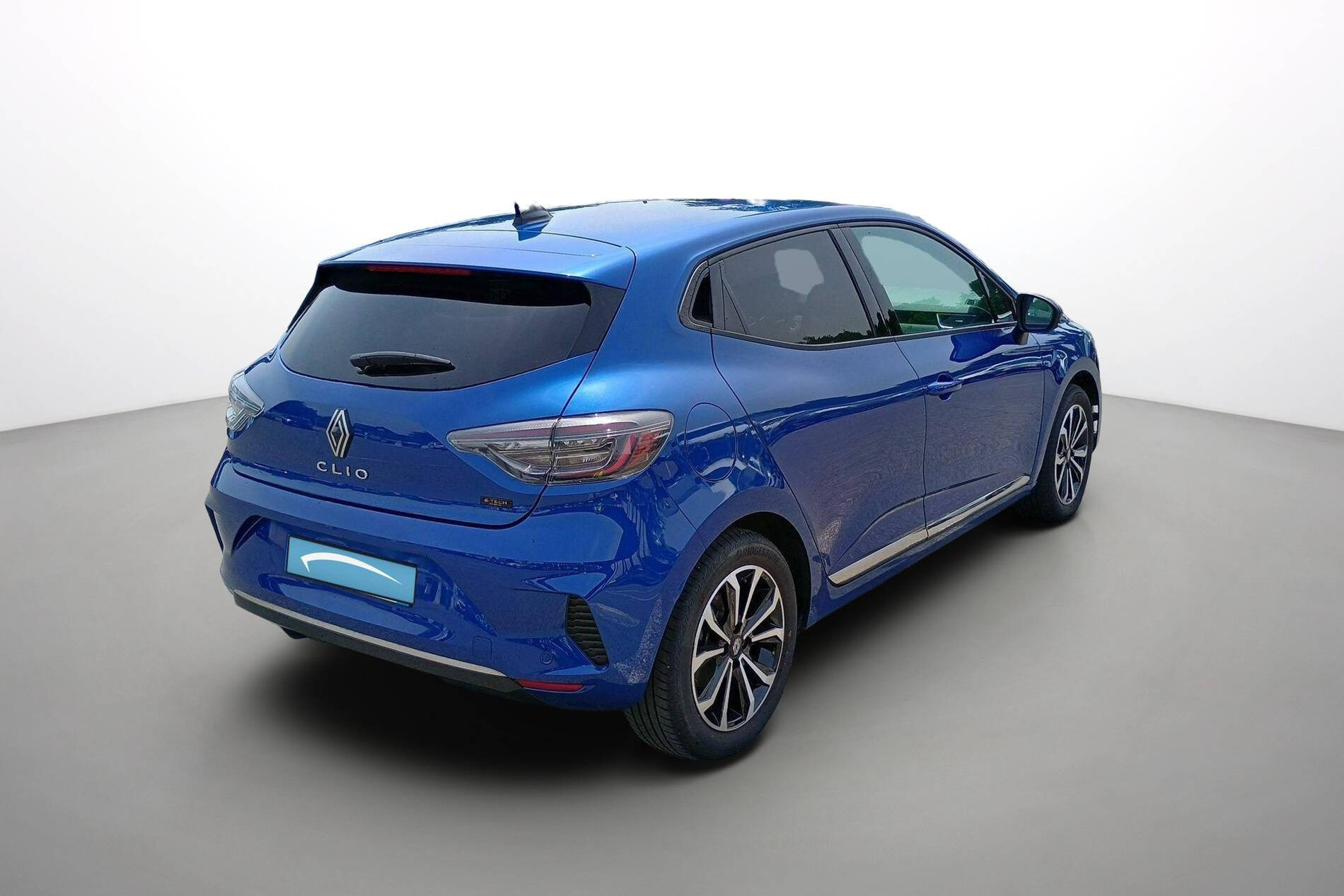 Vente en ligne Renault Clio 5 Clio E-Tech full hybrid 145 ch GSR2 au prix de 20 990 €