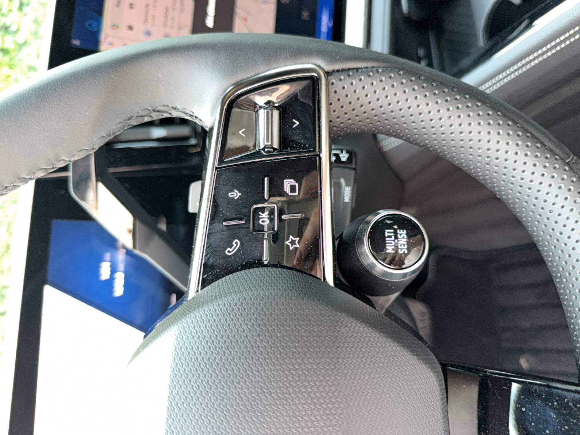 Vente en ligne Renault Espace Espace full hybrid E-Tech 200 ch 5pl au prix de 43 490 €
