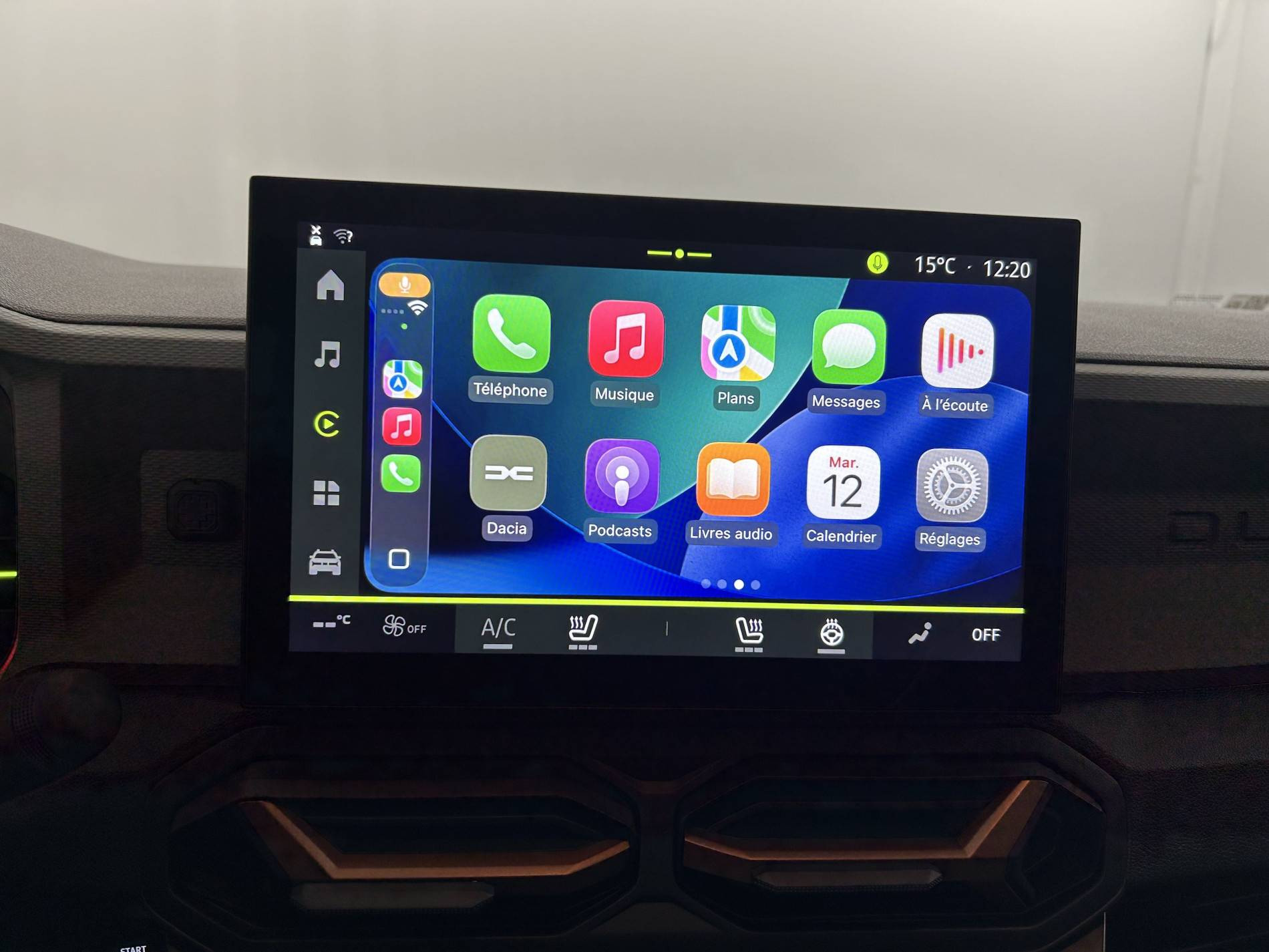 Vente en ligne Dacia Duster  Hybrid 140 au prix de 25 990 €