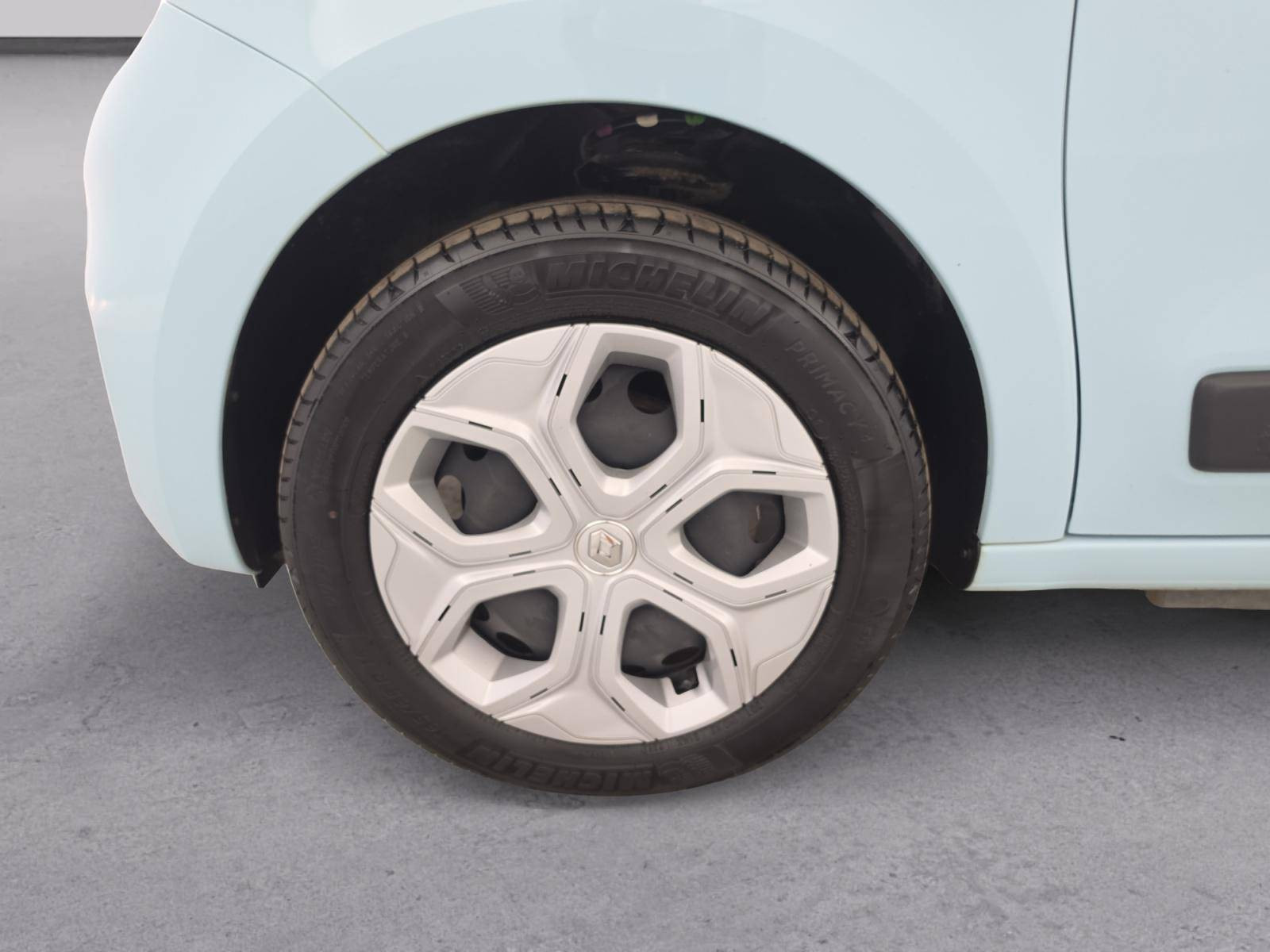 Vente en ligne Renault Twingo Electrique Twingo III E-Tech au prix de 13 490 €