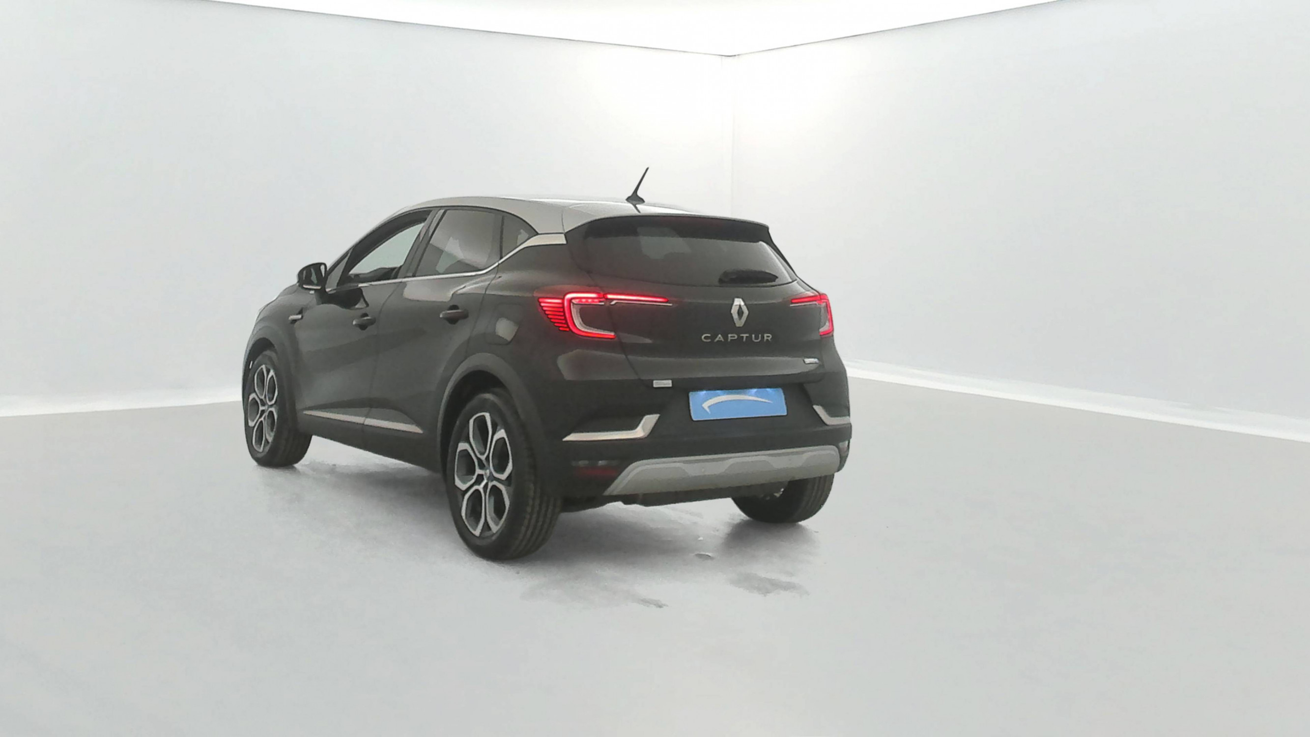 Vente en ligne Renault Captur  E-Tech Plug-in 160 au prix de 16 490 €