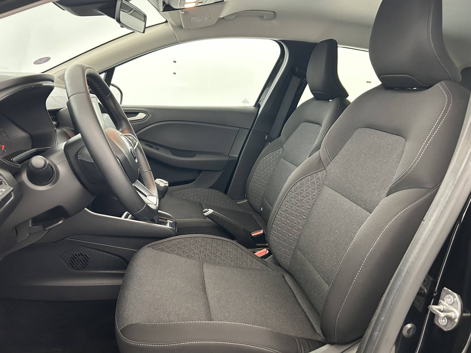 Vente en ligne Renault Clio 5 Clio TCe 90 au prix de 14 150 €