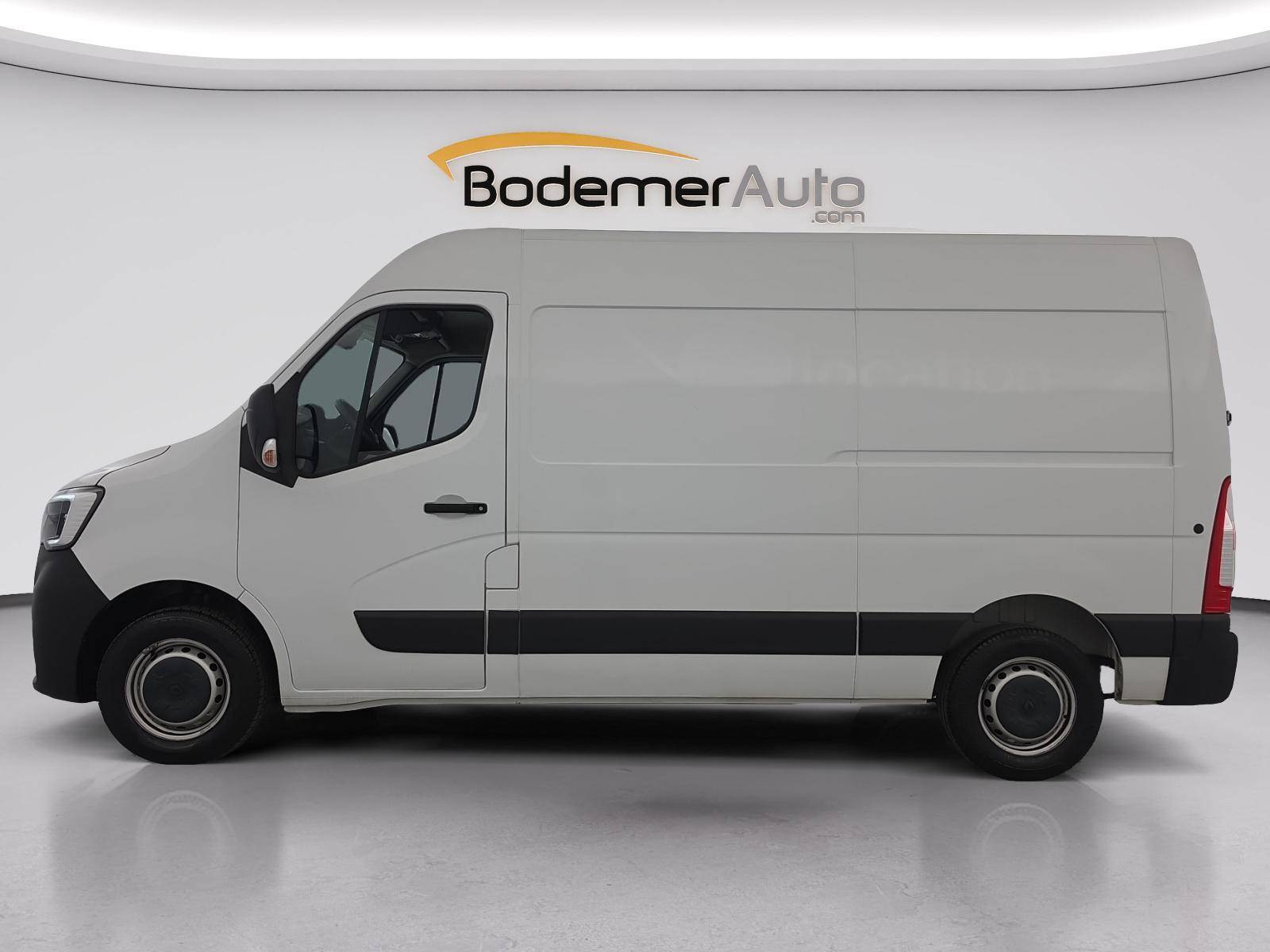 Vente en ligne Renault Master Fourgon MASTER FGN TRAC F3500 L2H2 BLUE DCI 135 au prix de 21 490 €