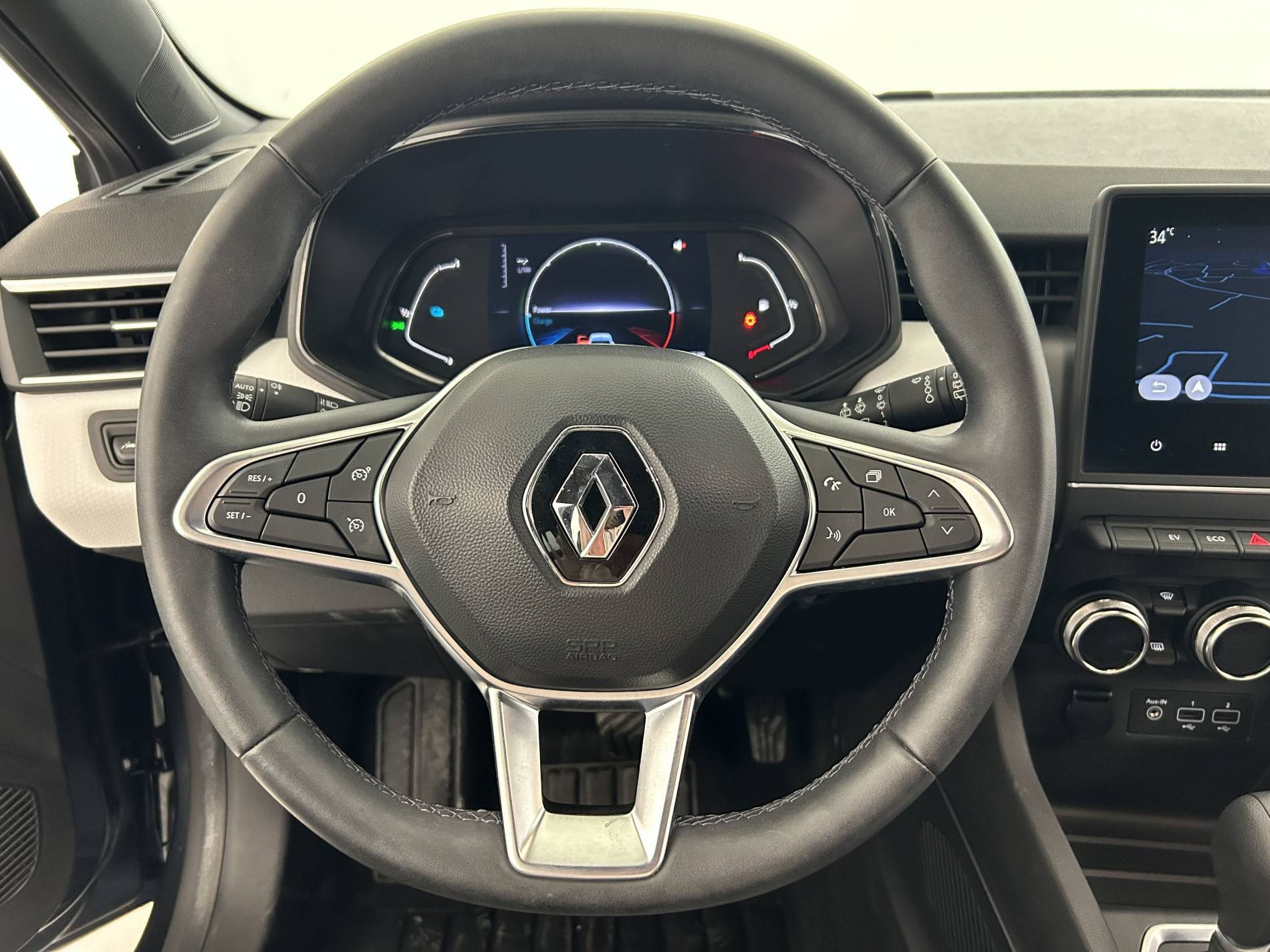 Vente en ligne Renault Clio 5 Clio E-Tech 140 - 21N au prix de 17 000 €