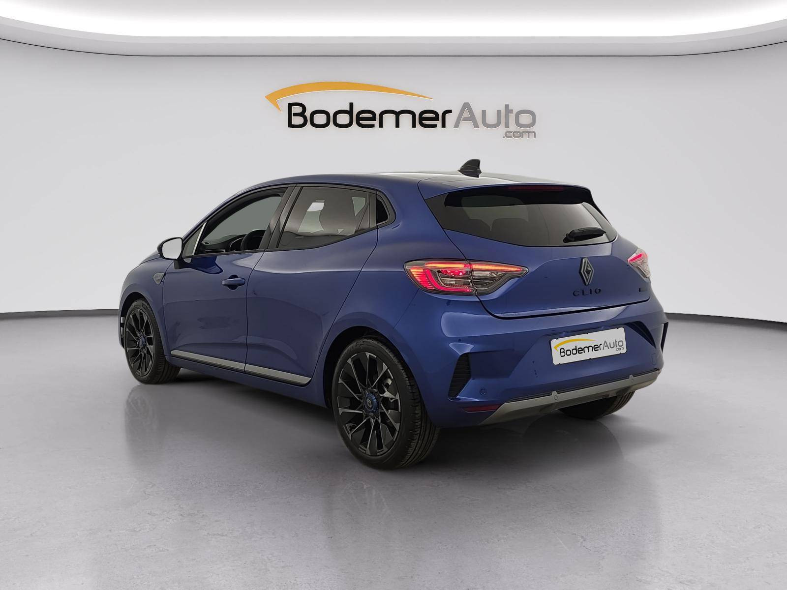 Vente en ligne Renault Clio 5 Clio E-Tech full hybrid 145 ch GSR2 au prix de 23 490 €