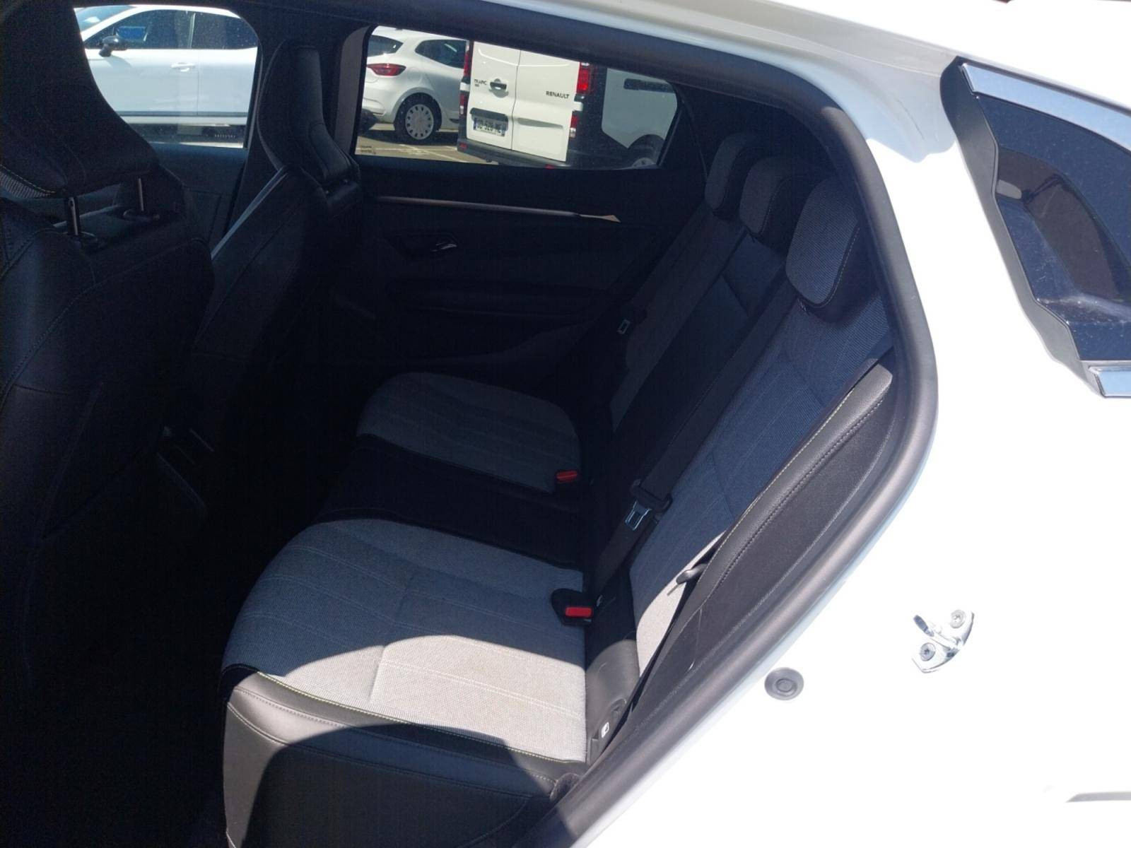 Vente en ligne Renault Megane E-Tech  EV60 220 ch optimum charge au prix de 24 990 €