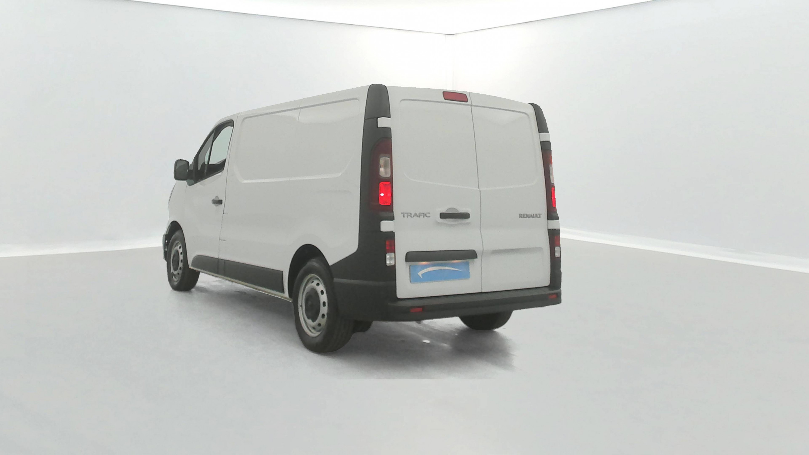 Vente en ligne Renault Trafic 3 Fourgon TRAFIC FGN L1H1 2800 KG BLUE DCI 110 au prix de 17 790 €