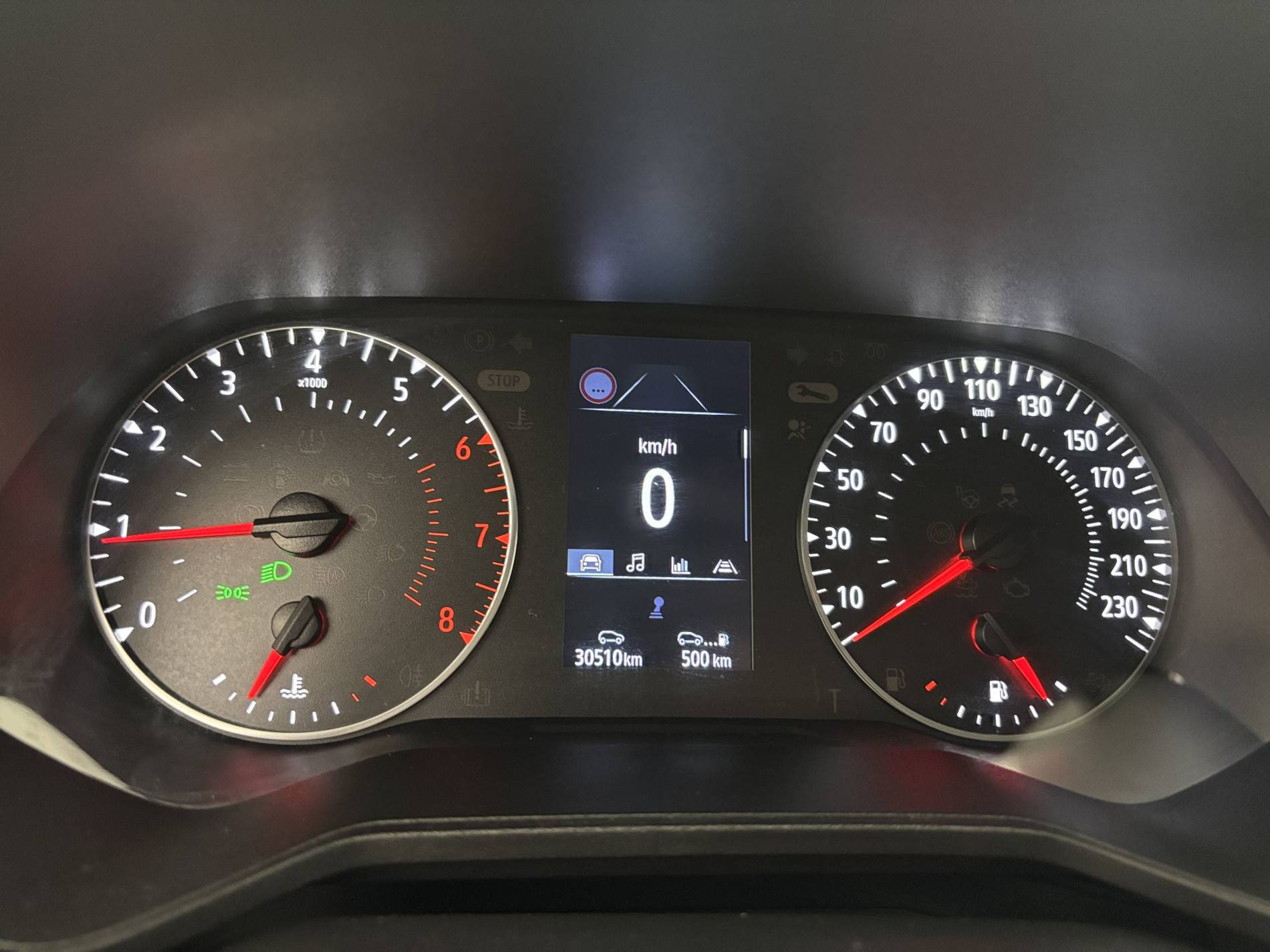 Vente en ligne Renault Clio 5 Clio TCe 90 au prix de 13 690 €