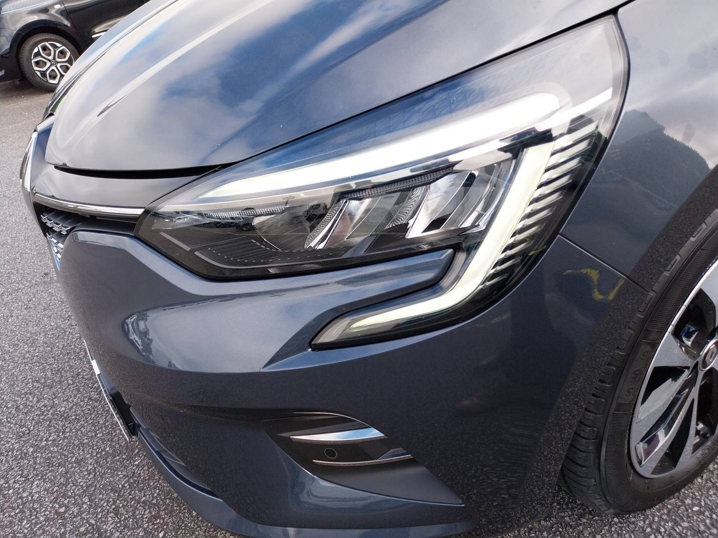 Vente en ligne Renault Clio 5 Clio TCe 100 GPL - 21N au prix de 14 490 €
