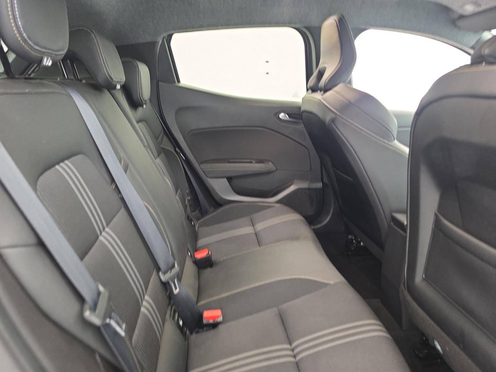 Vente en ligne Renault Clio 5 Clio E-Tech full hybrid 145 au prix de 19 990 €