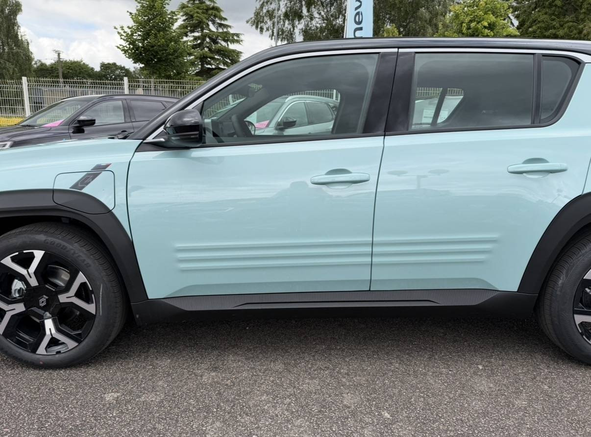 Vente en ligne Renault R4 E-Tech  150 ch autonomie confort au prix de 37 290 €