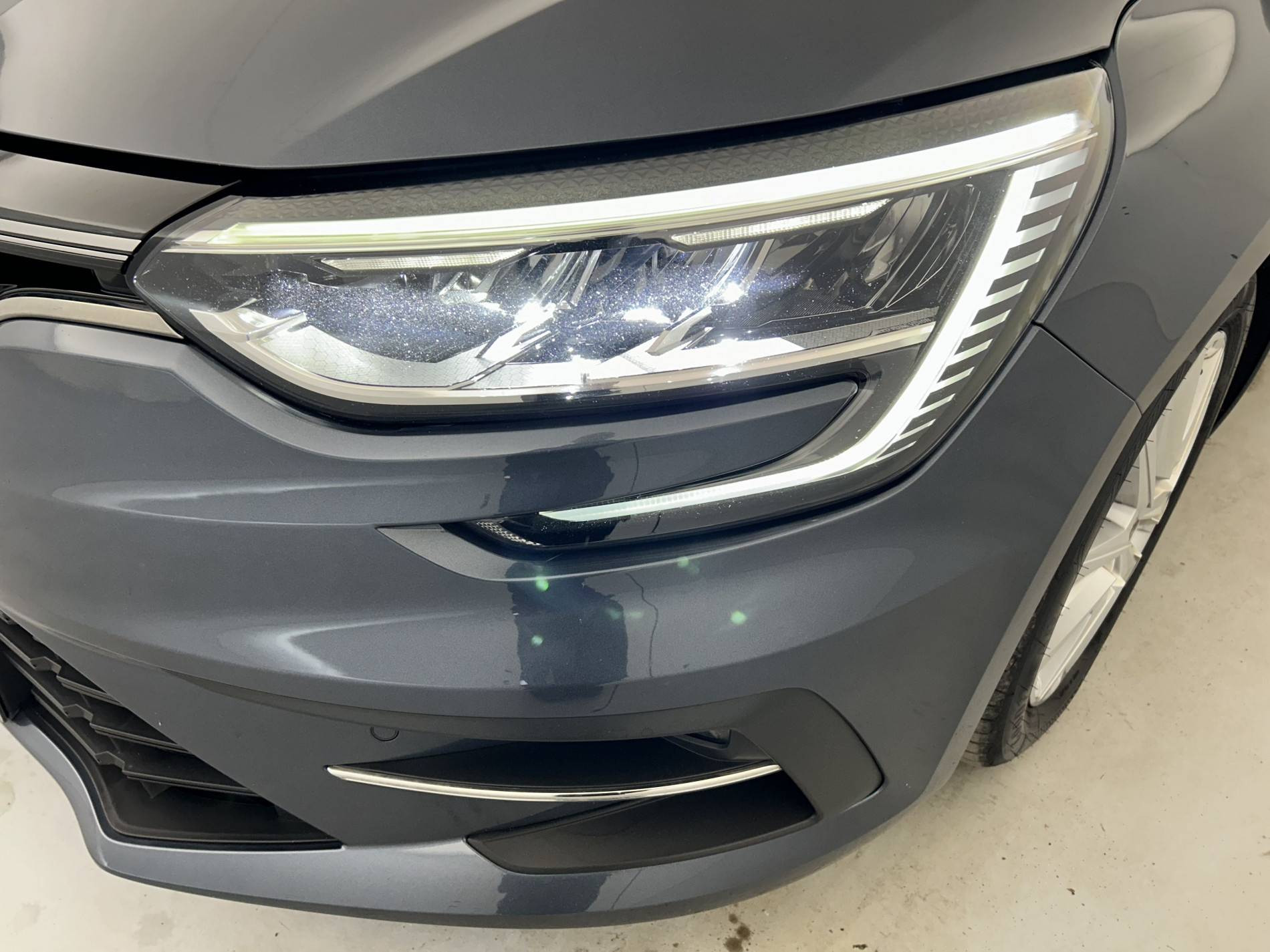 Vente en ligne Renault Megane 4 Mégane IV Berline Blue dCi 115 - 21B au prix de 15 390 €