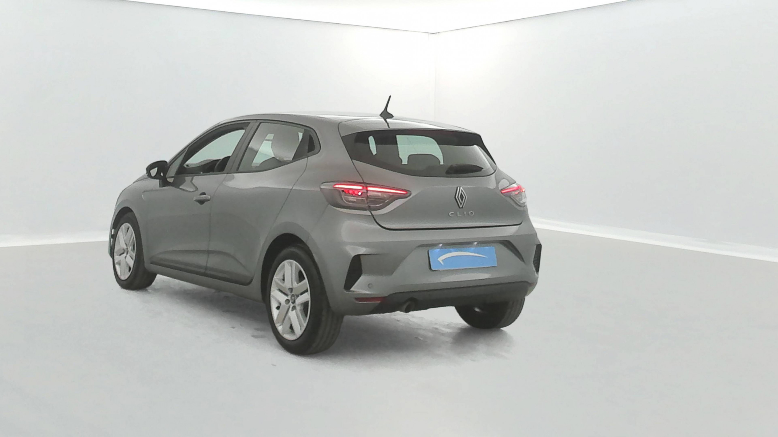 Vente en ligne Renault Clio 5 Clio TCe 90 au prix de 14 975 €