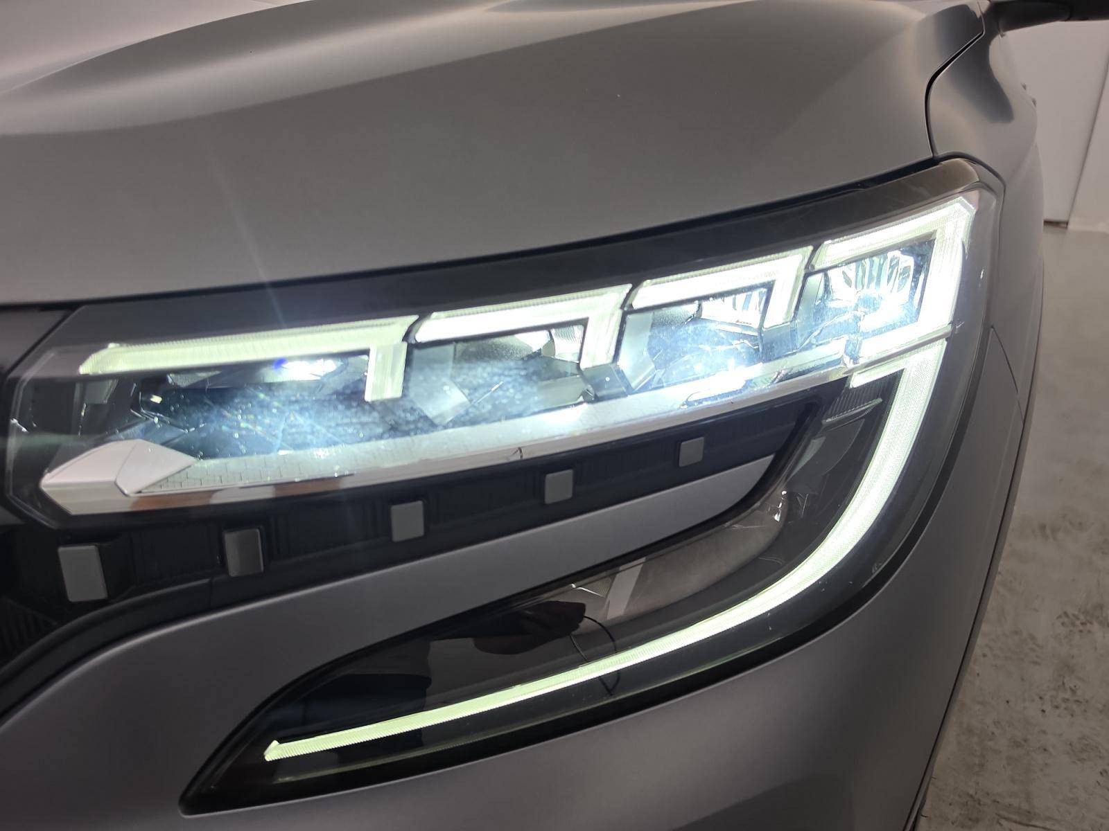 Vente en ligne Renault Espace Espace E-Tech hybrid 200 au prix de 32 490 €