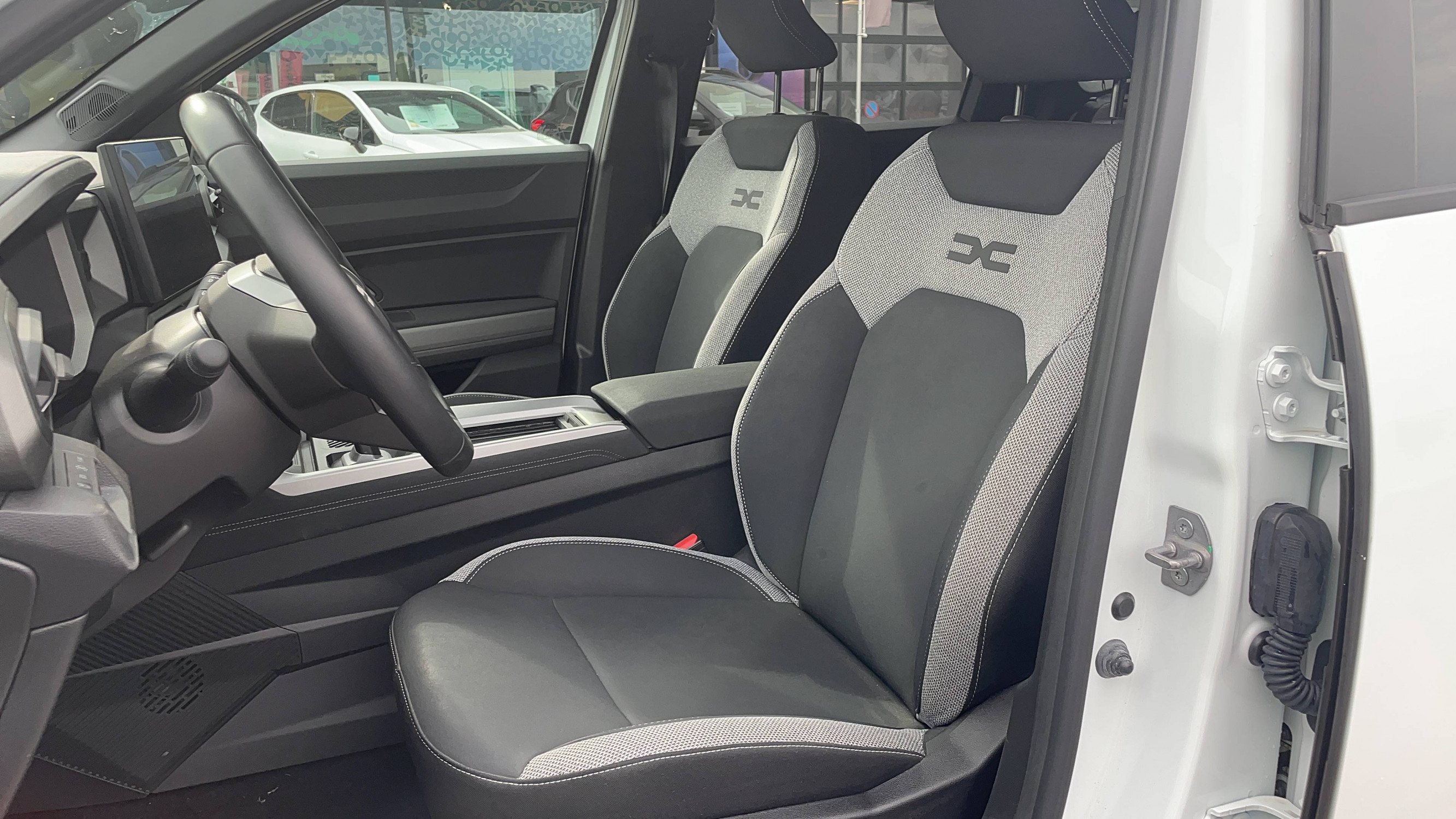 Vente en ligne Dacia Bigster  155 au prix de 27 991 €