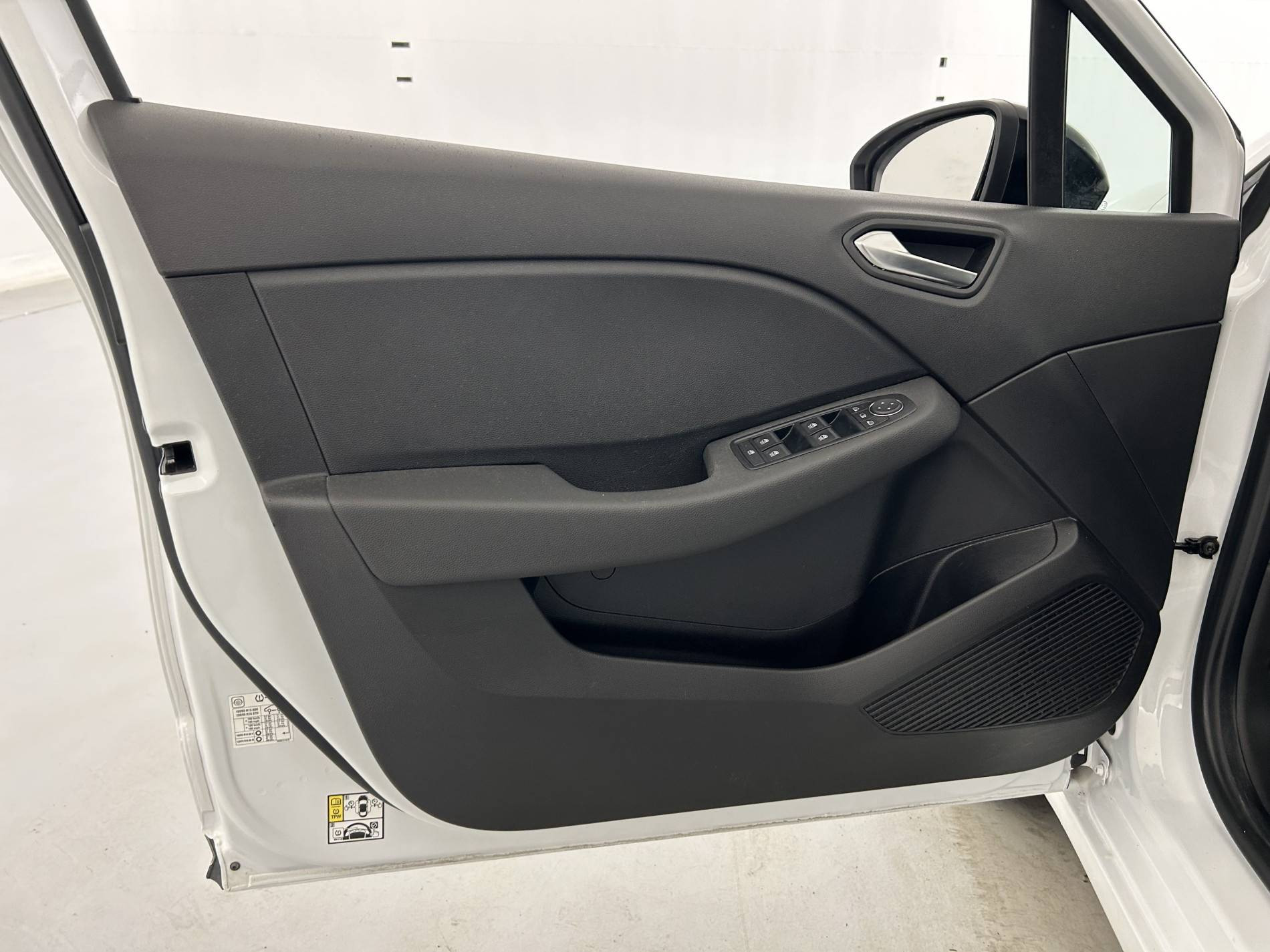 Vente en ligne Renault Clio 5 Clio TCe 90 au prix de 12 990 €