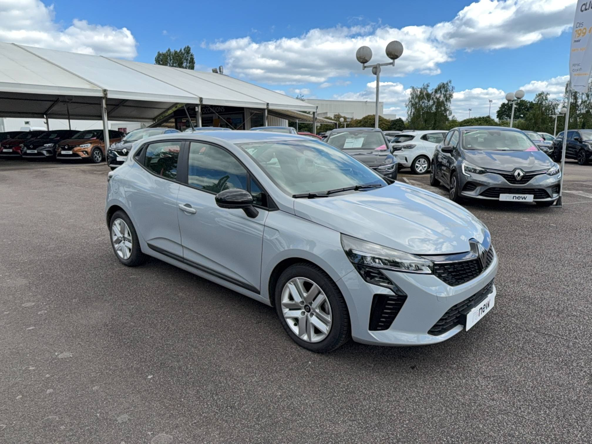 Vente en ligne Renault Clio 5 Clio Blue dCi 100 ch GSR2 au prix de 16 490 €