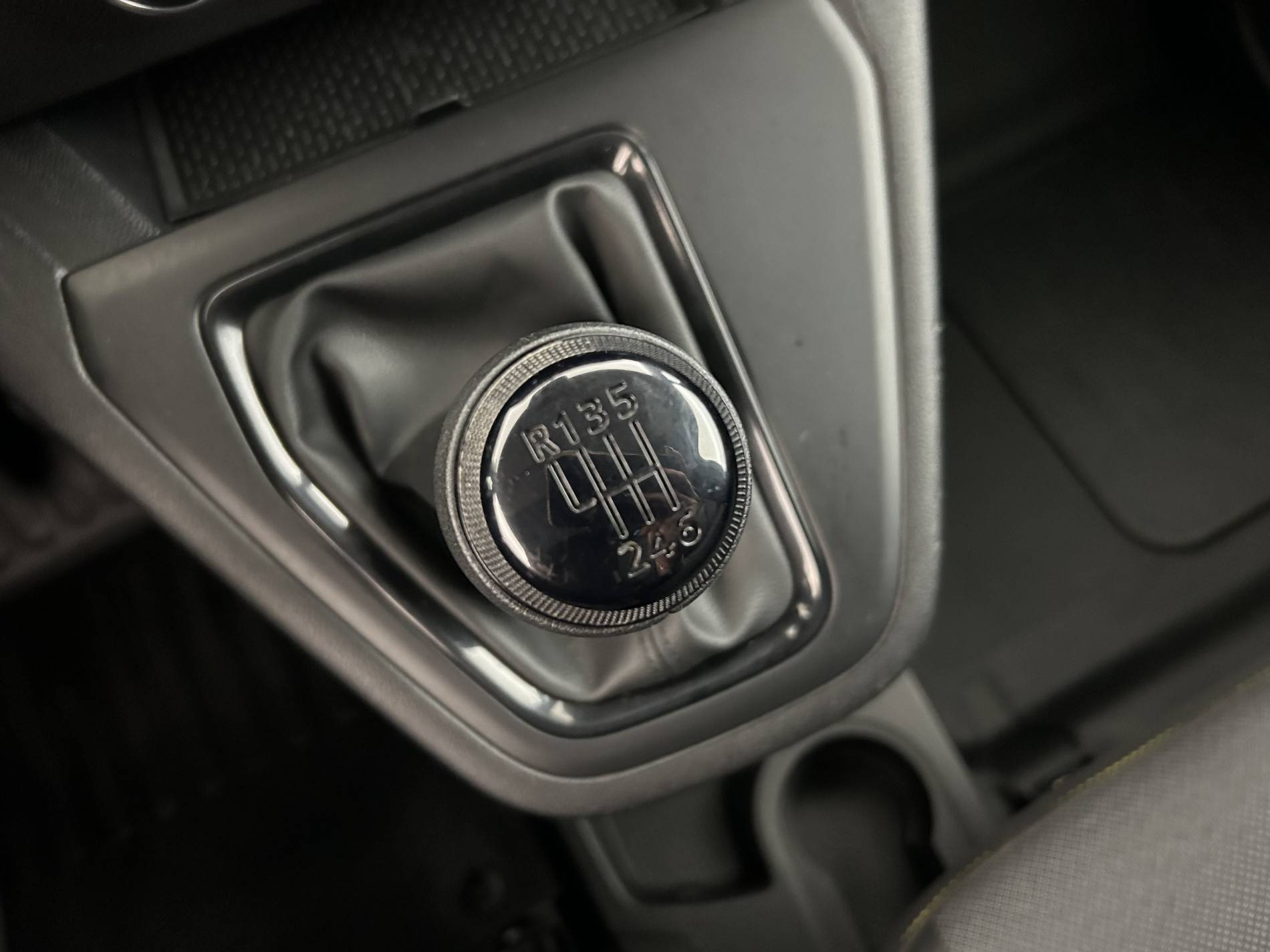 Vente en ligne Renault Kangoo Van  BLUE DCI 95 au prix de 18 590 €