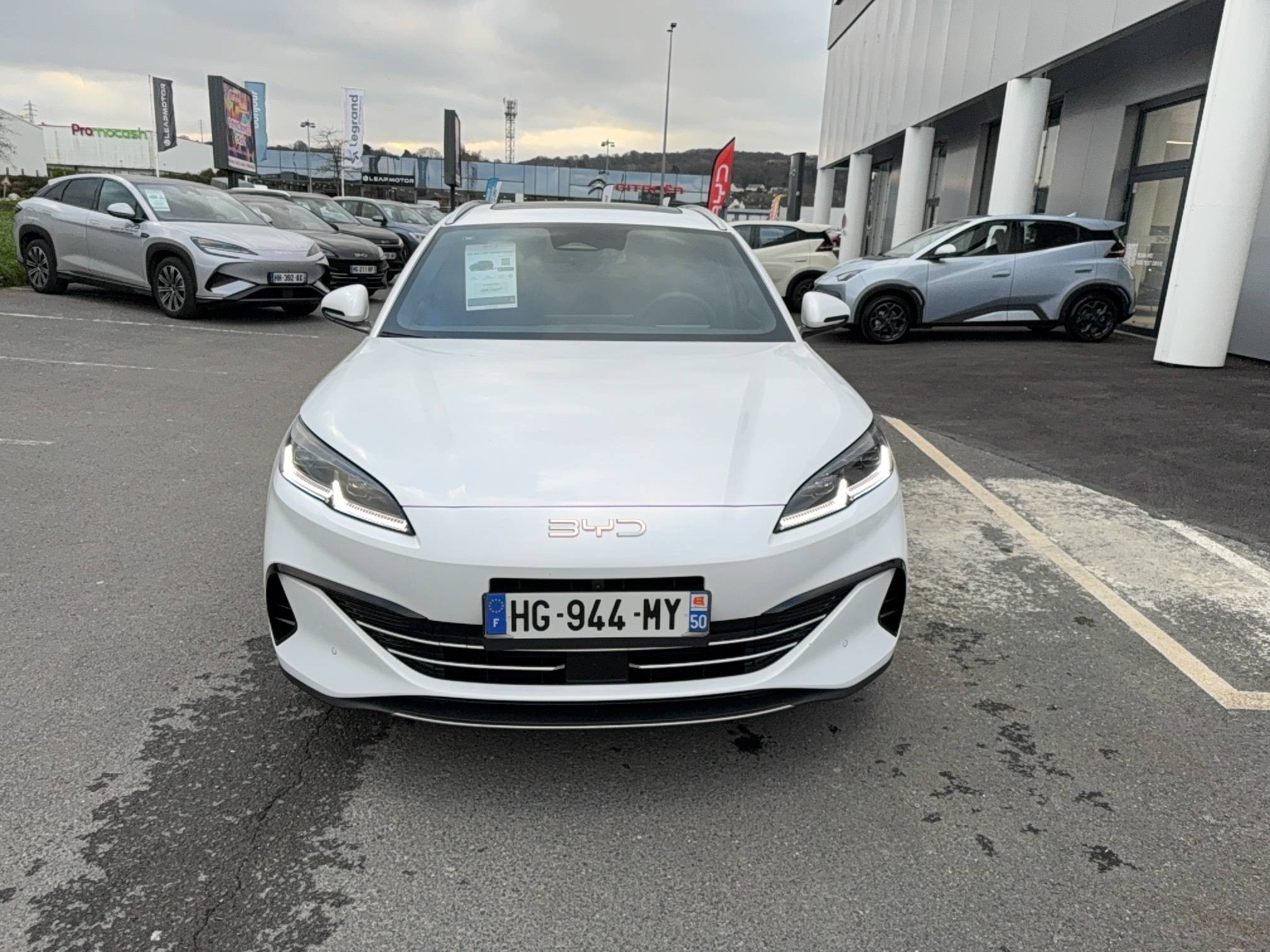 Byd Seal 6 DM-i Touring  1.5l DM-i 156 kW PHEV occasion de 2025 en vente à Cherbourg