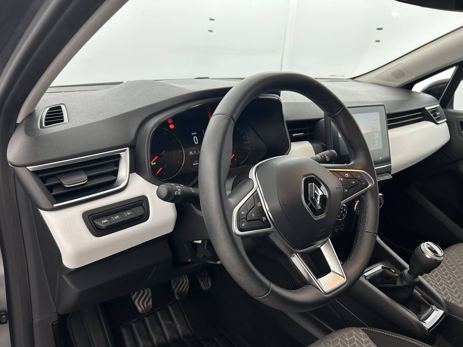 Vente en ligne Renault Clio 5 Clio TCe 90 au prix de 14 490 €