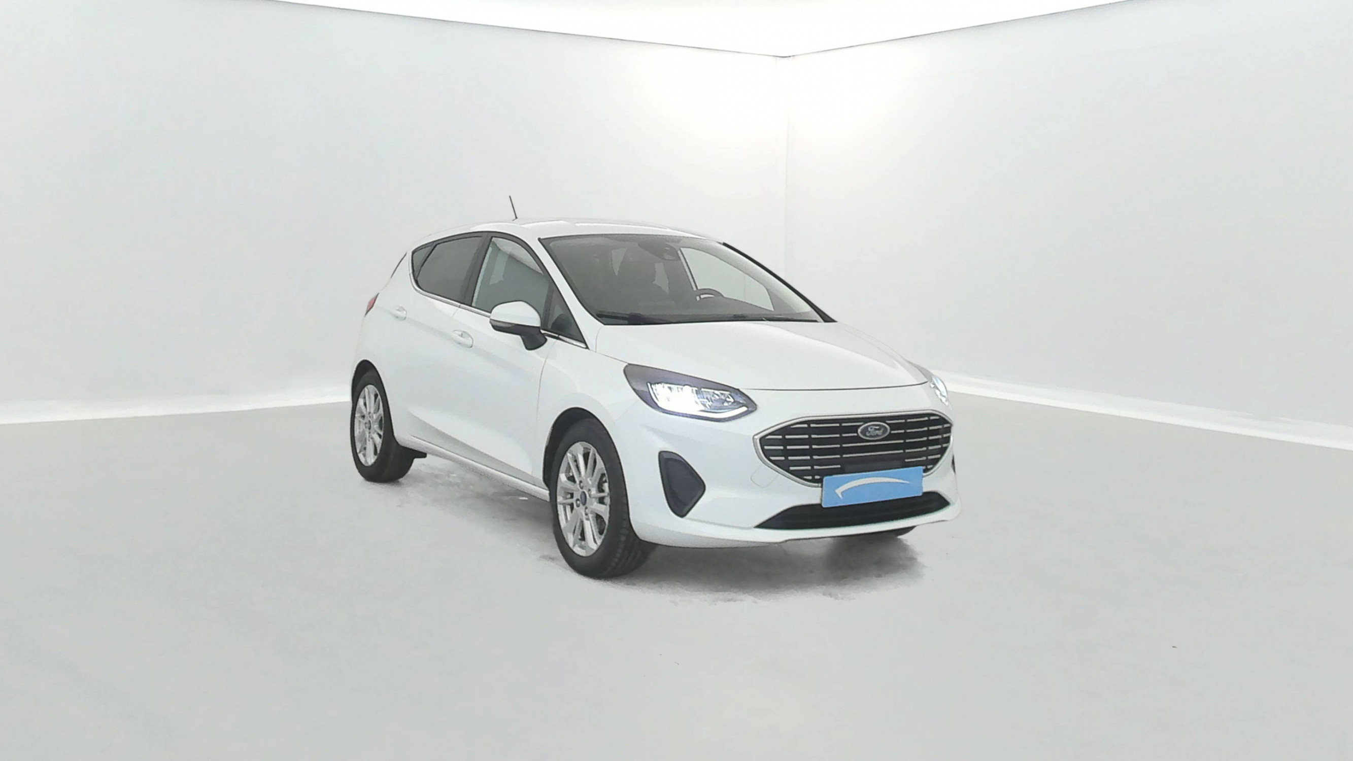 Vente en ligne Ford Fiesta  1.0 Flexifuel 95 ch S&S BVM6 au prix de 17 490 €