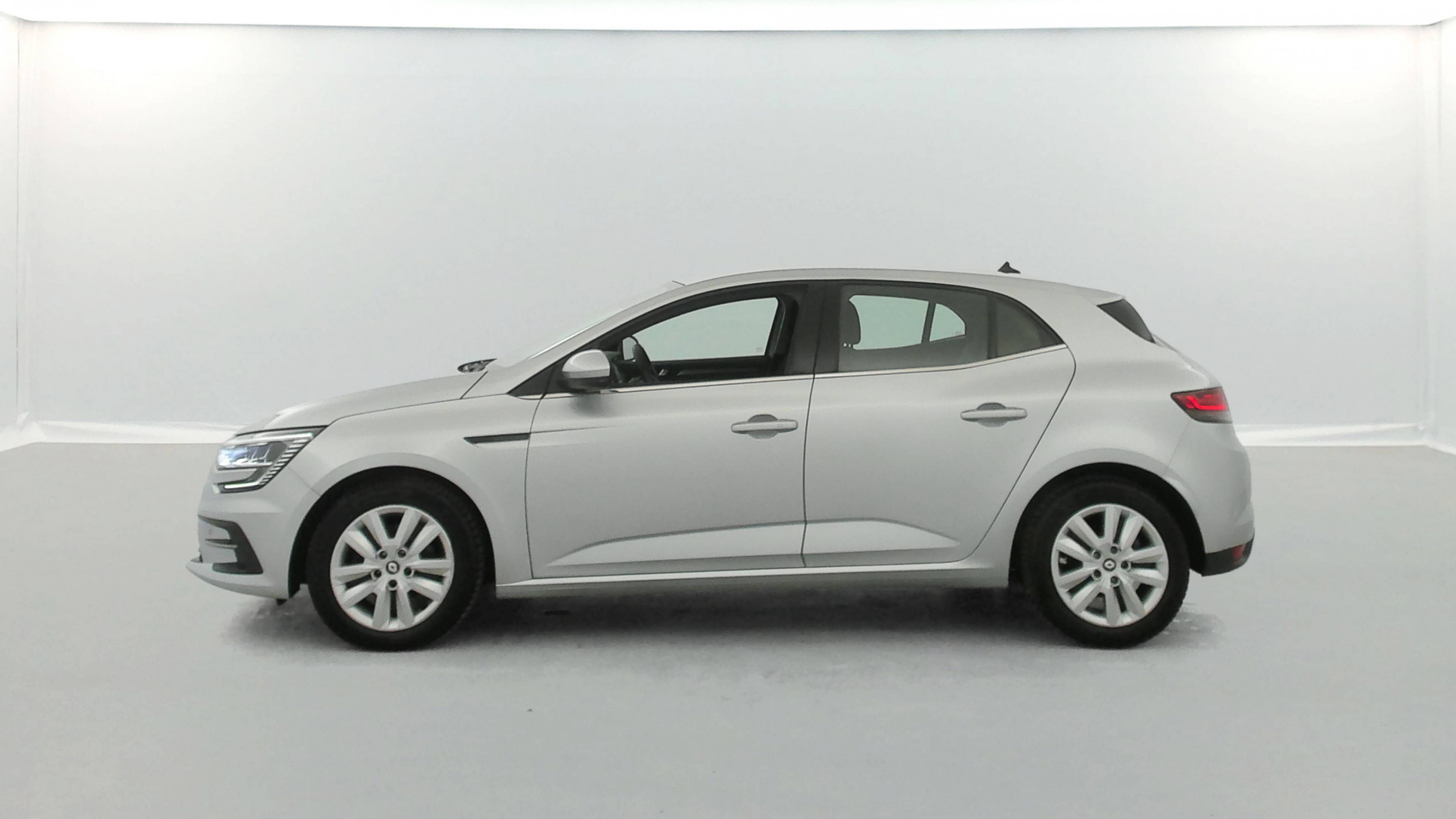 Vente en ligne Renault Megane 4 Mégane IV Berline Blue dCi 115 - 21B au prix de 14 890 €