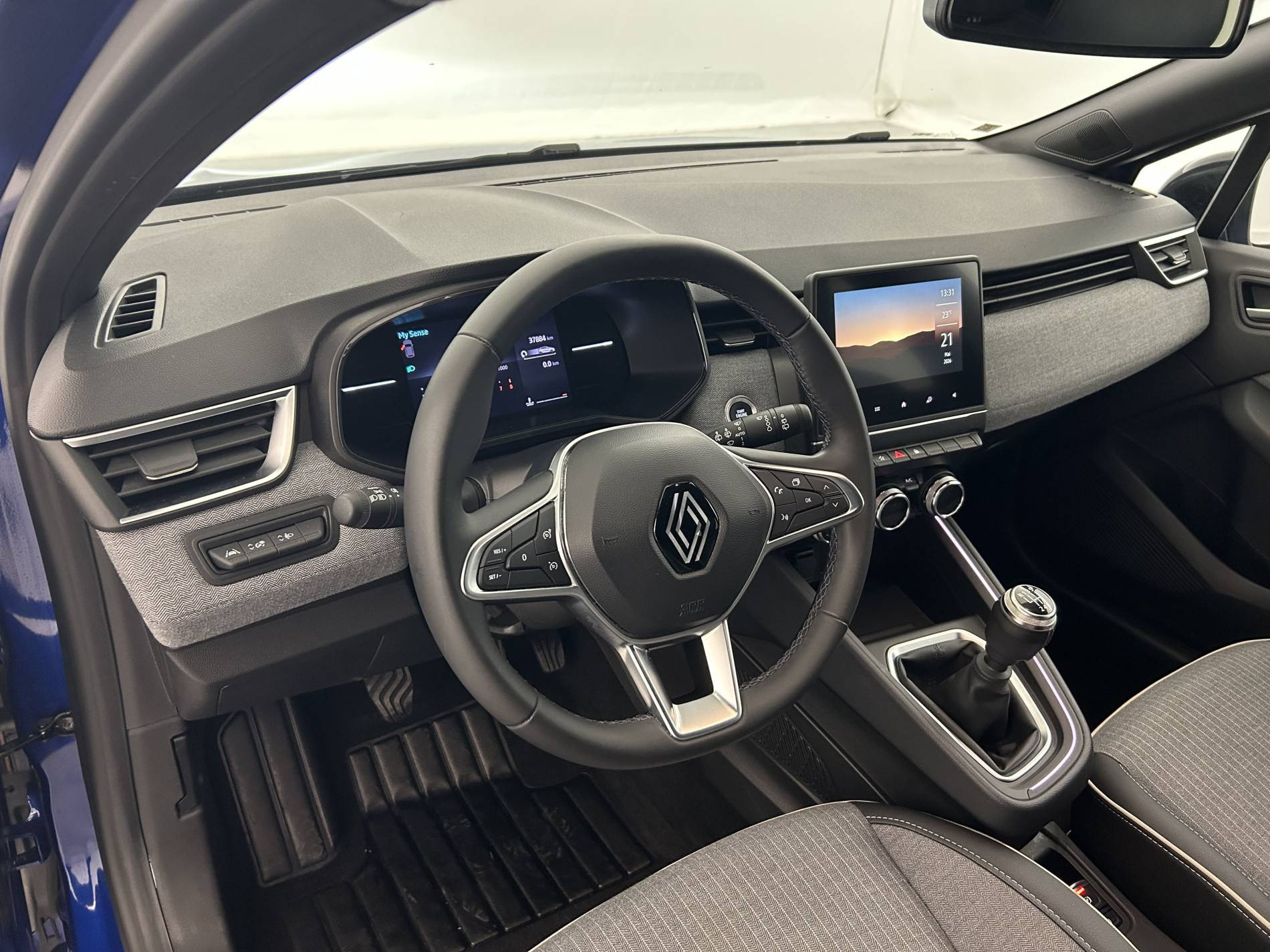 Vente en ligne Renault Clio 5 Clio TCe 90 au prix de 15 990 €