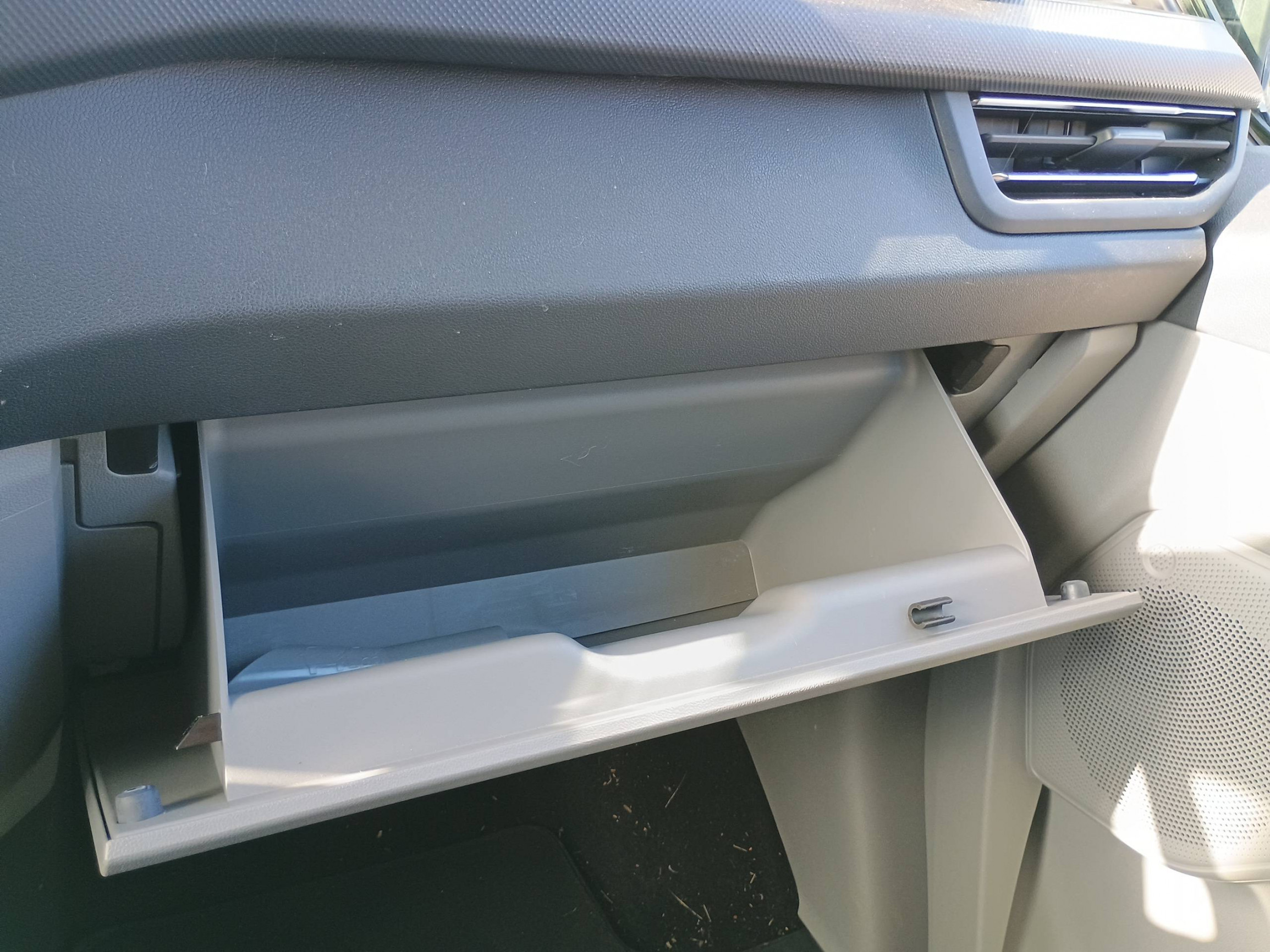 Vente en ligne Ford Transit Custom  300 L1H1 2.0 ECOBLUE 136 CH BVA8 au prix de 36 490 €