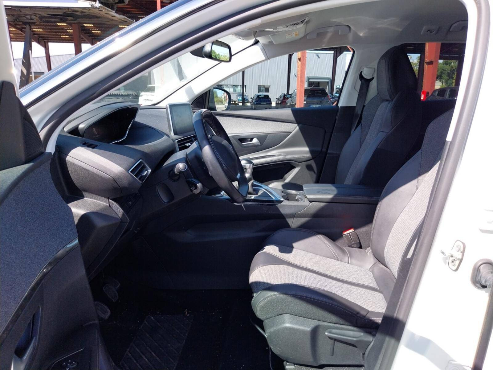 Vente en ligne Peugeot 3008  BlueHDi 130ch S&S BVM6 au prix de 16 990 €